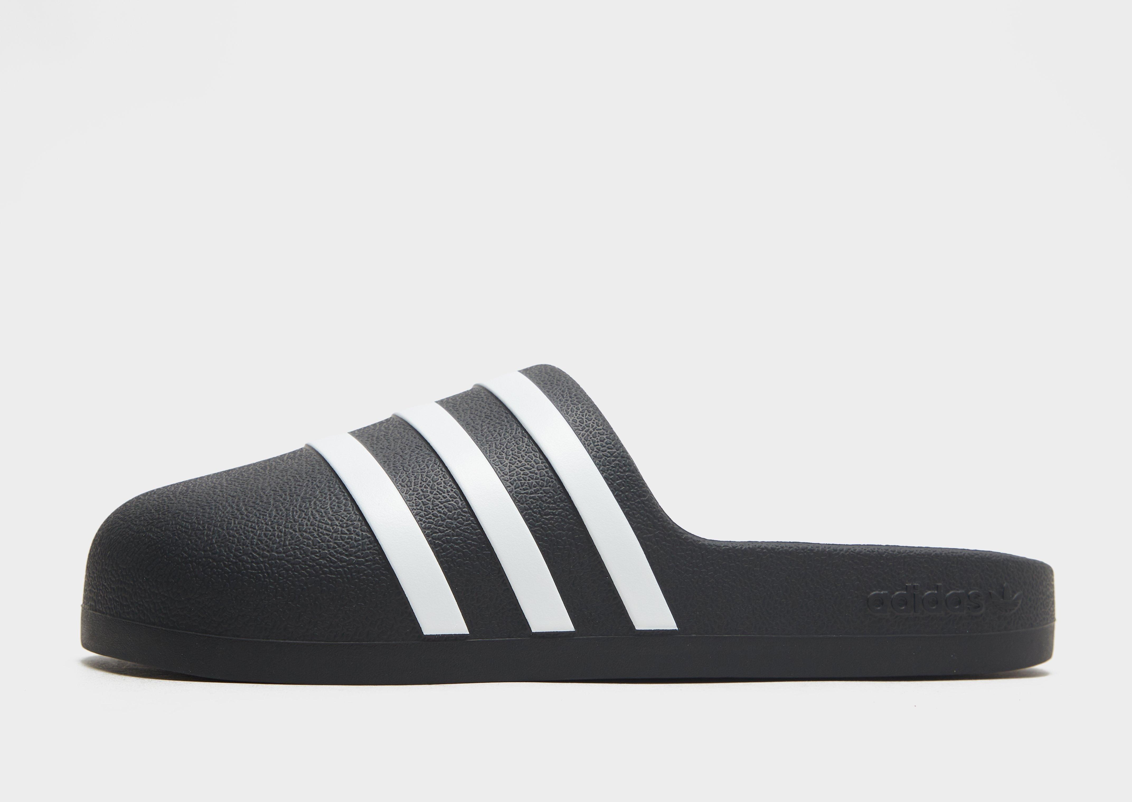 Svarta adidas adiFOM adilette