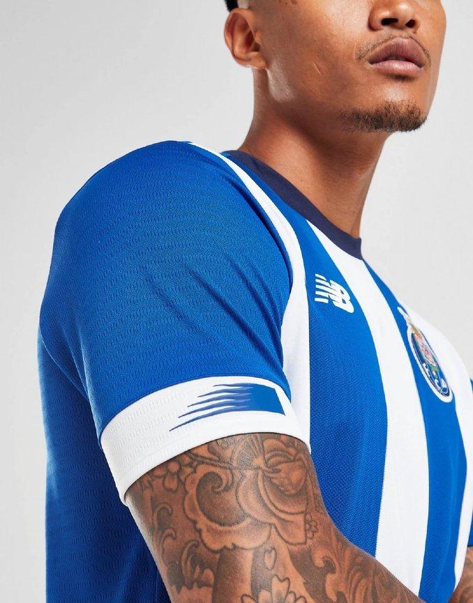 Primera equipación 2023-24 de FC Porto