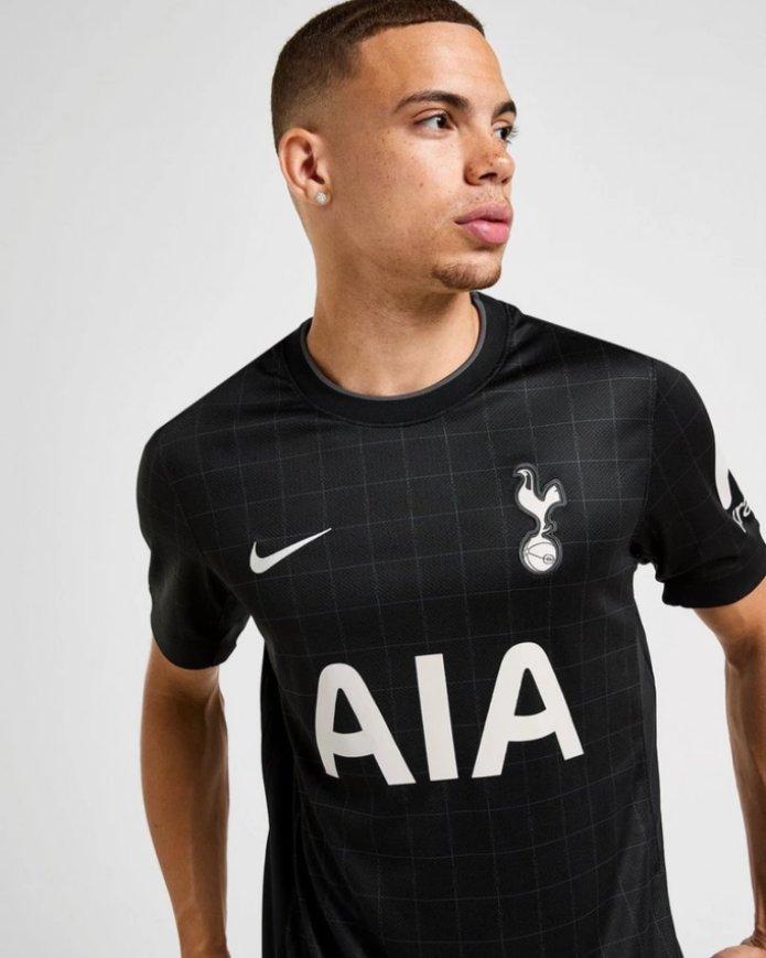 Segunda equipación 2025-26 de Tottenham Hotspur