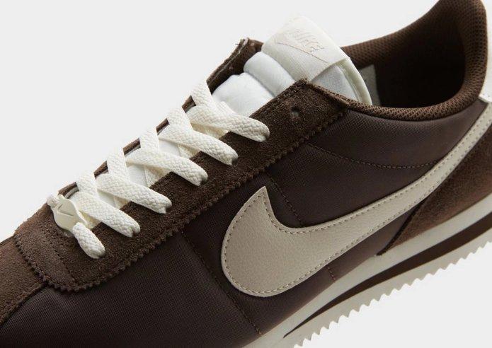 Nike Cortez marrones