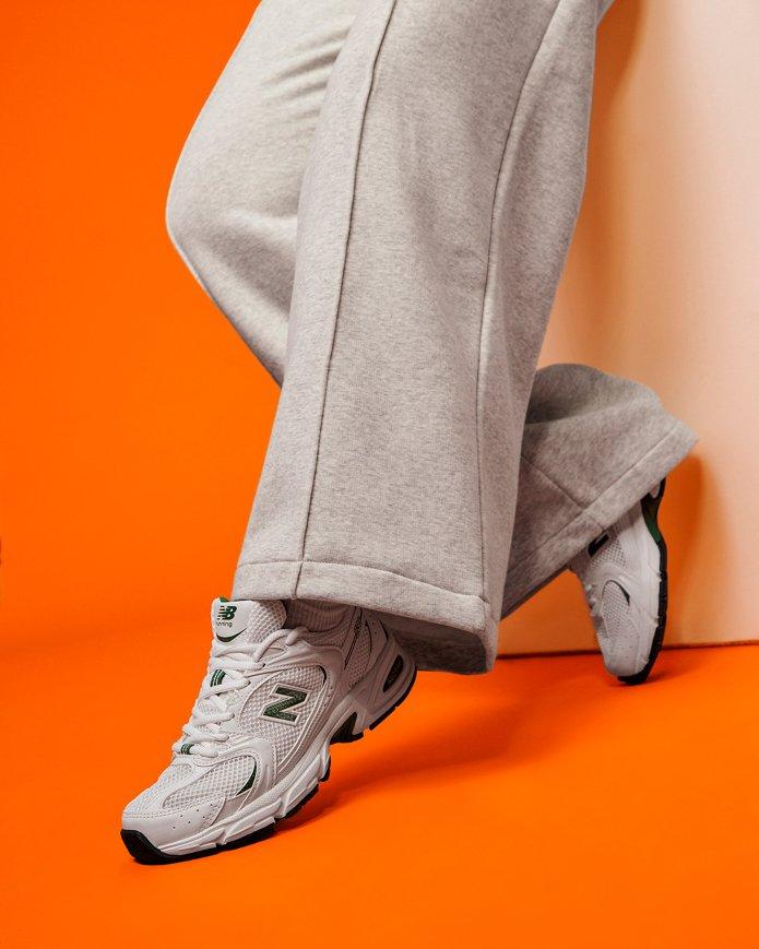 New Balance 530 con falda