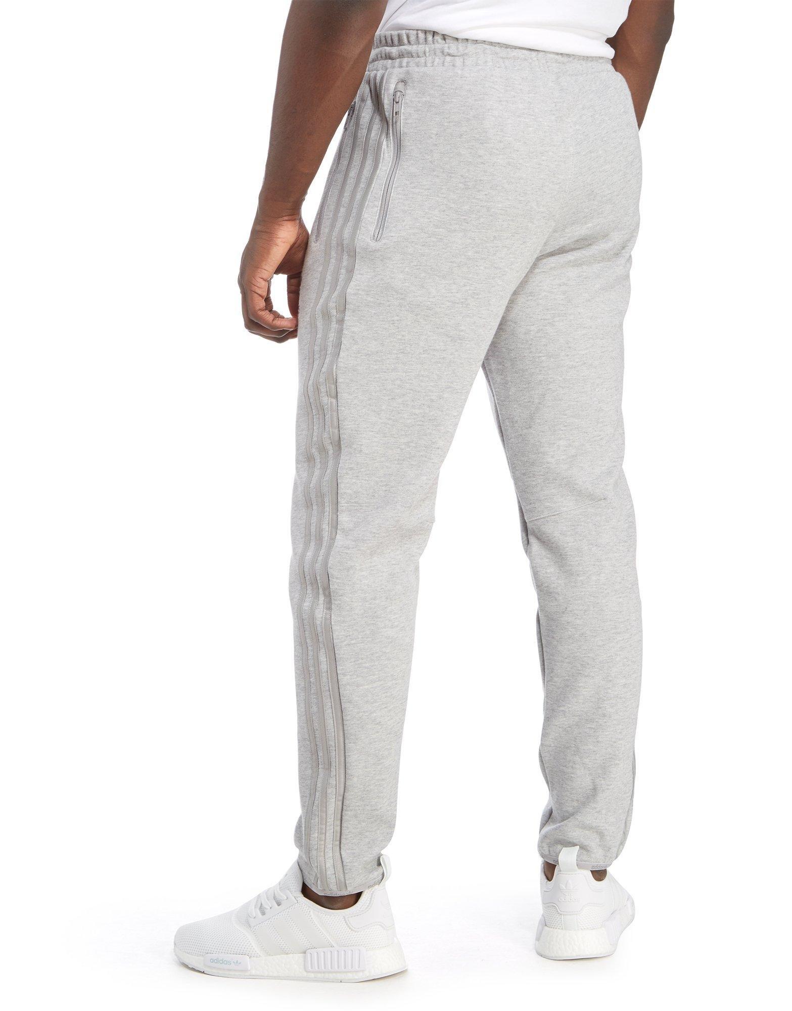 adidas originals street run tech pants