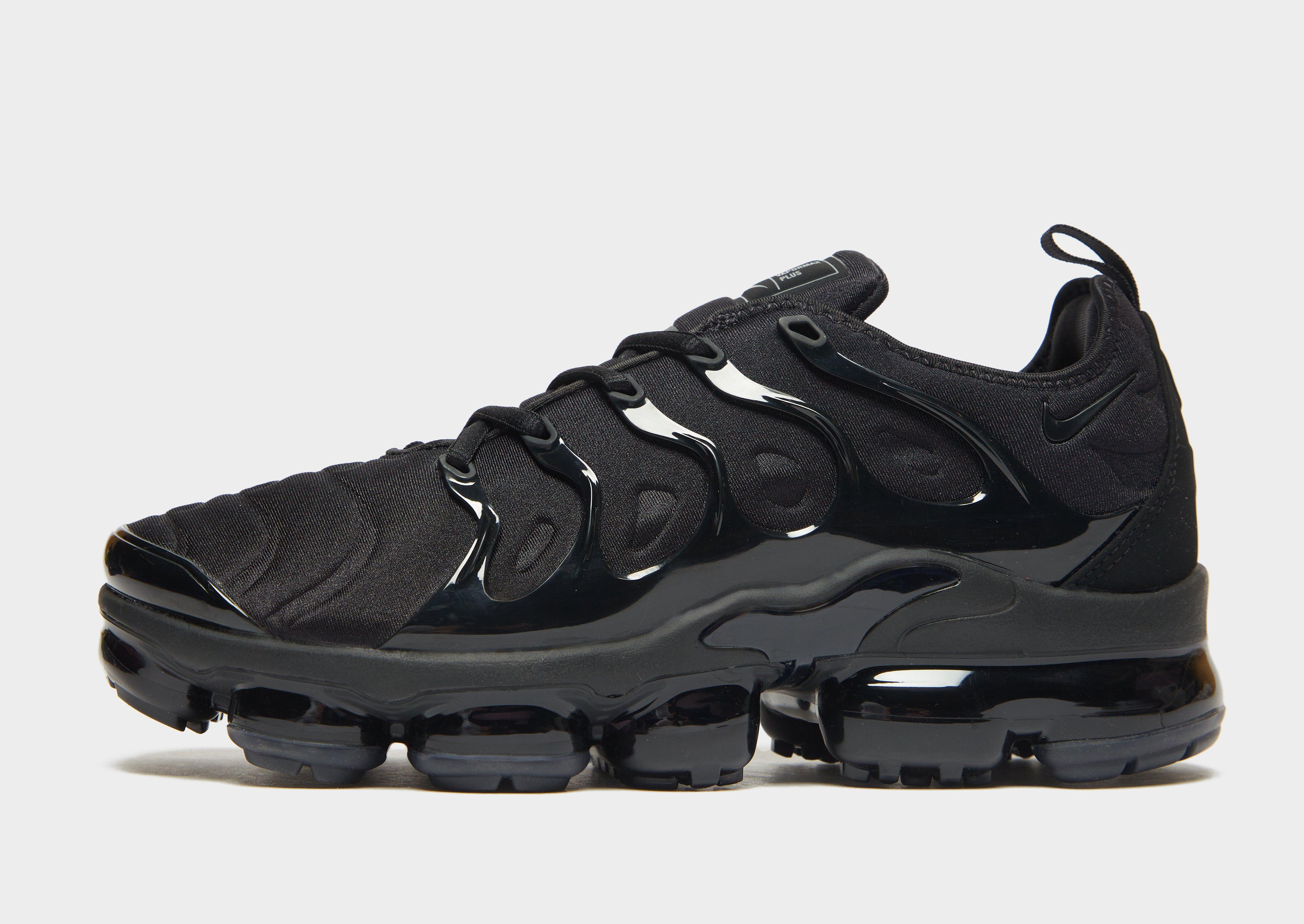 Compra Nike Air VaporMax Plus en Negro