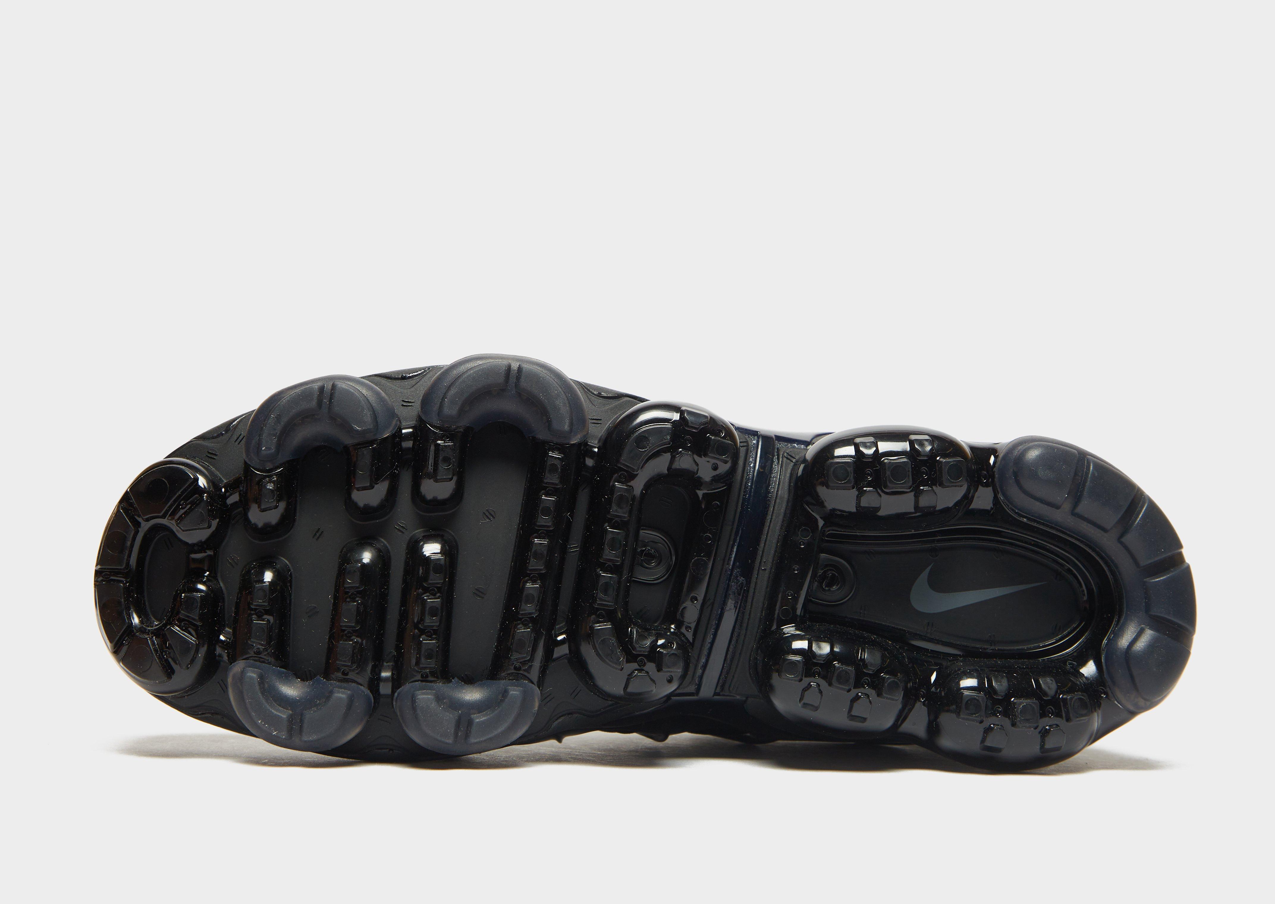 Compra Nike Air VaporMax Plus en Negro