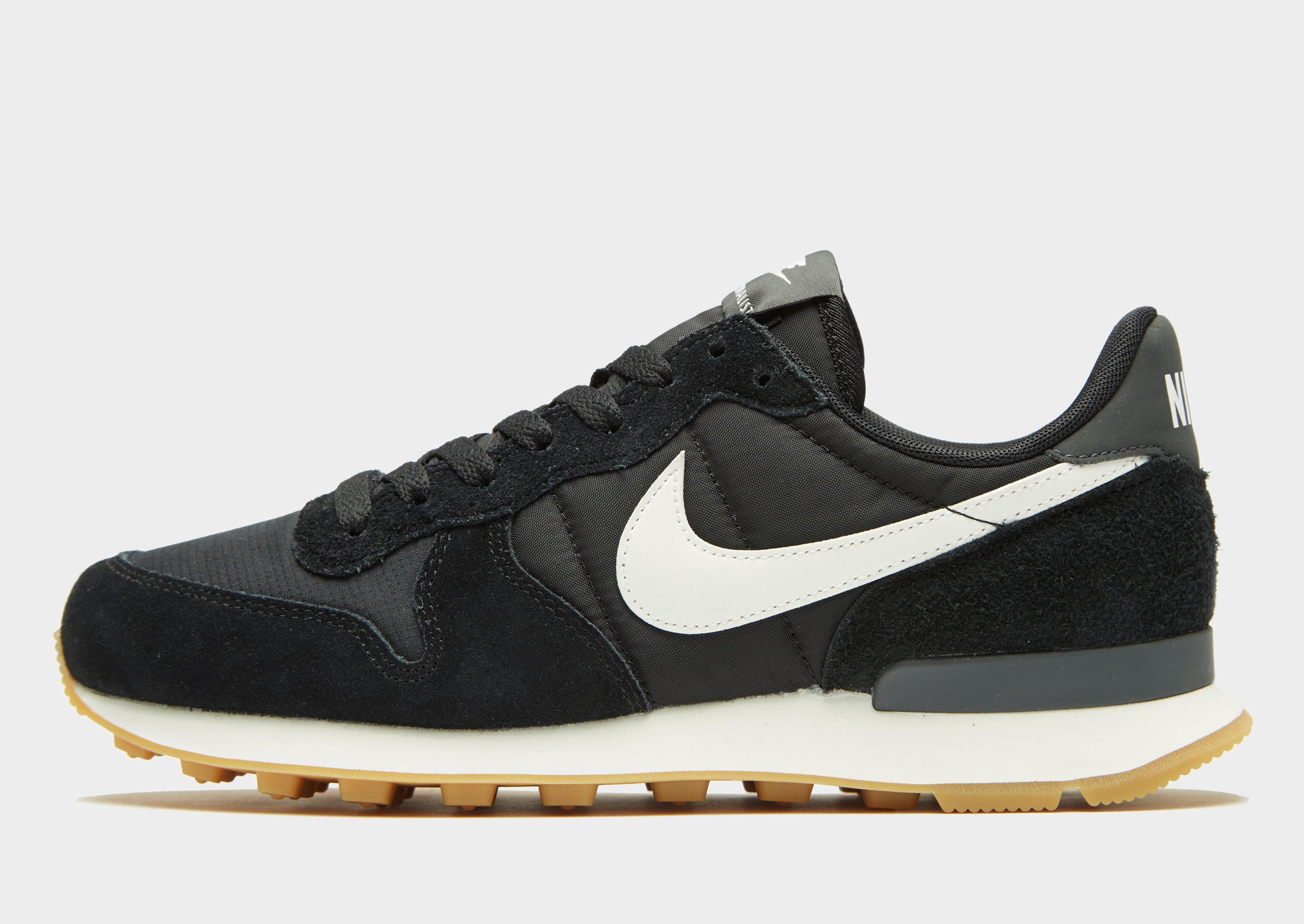 nike internationalist womens
