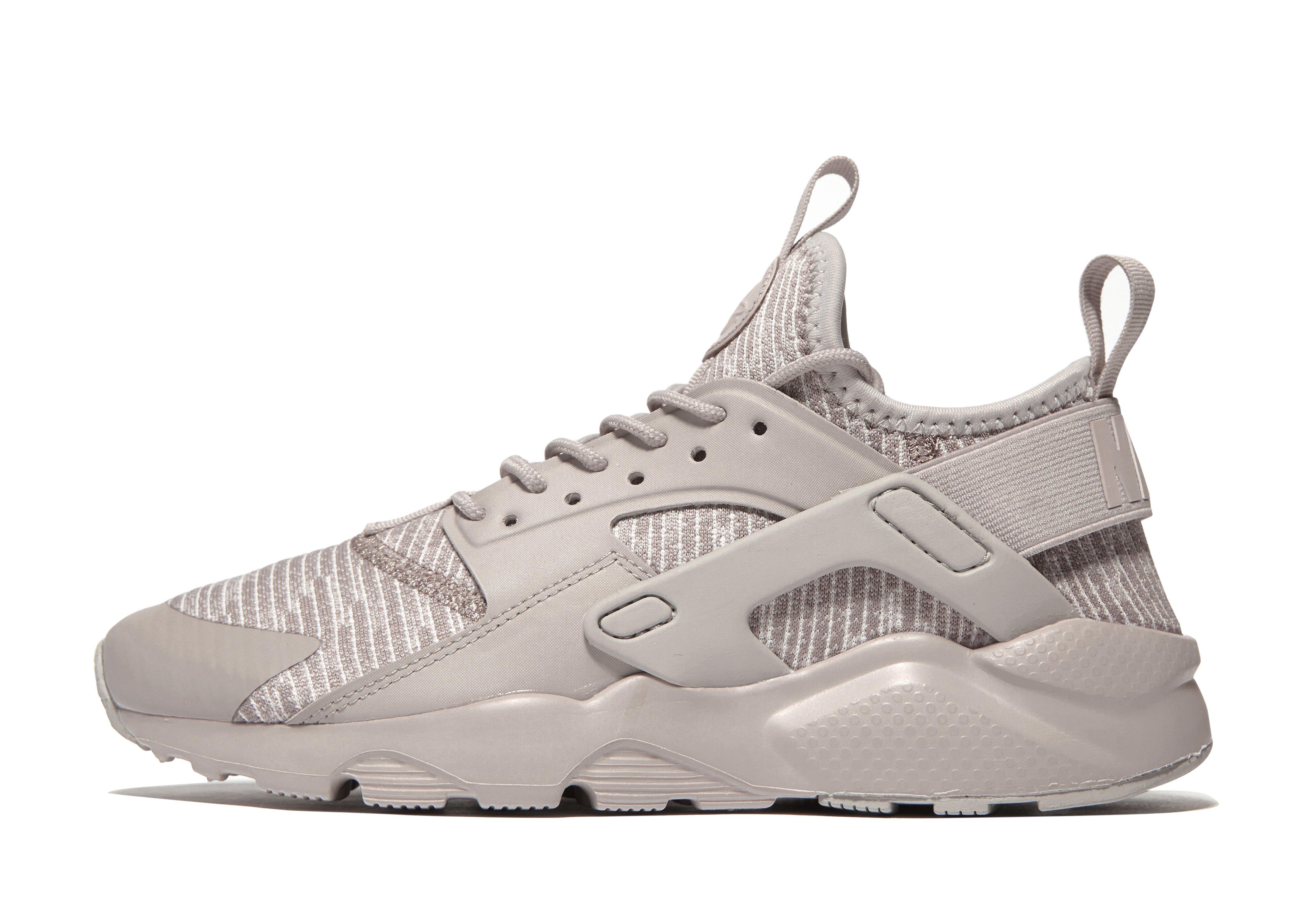 grey nike huarache junior