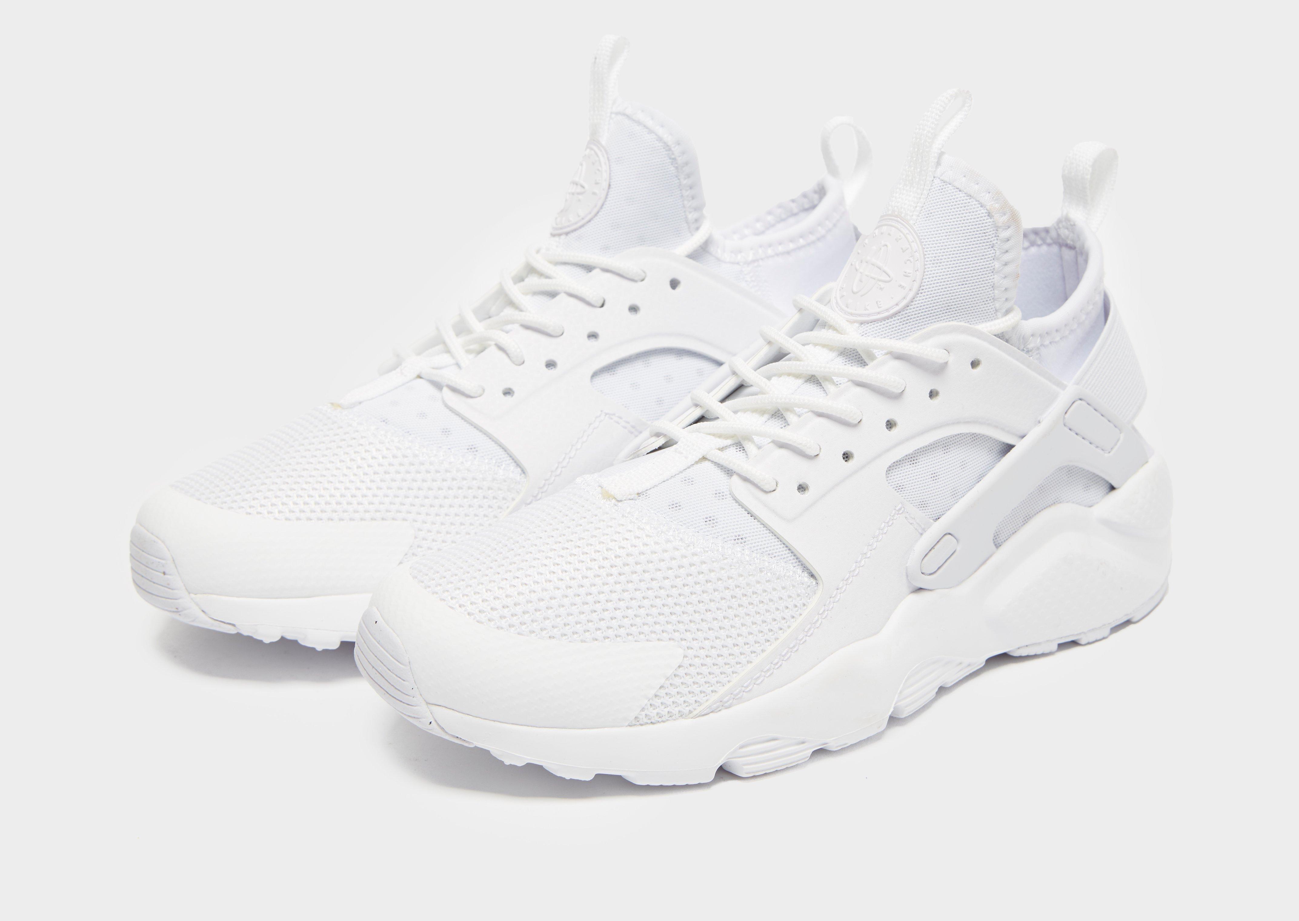 how to clean white huaraches ultra