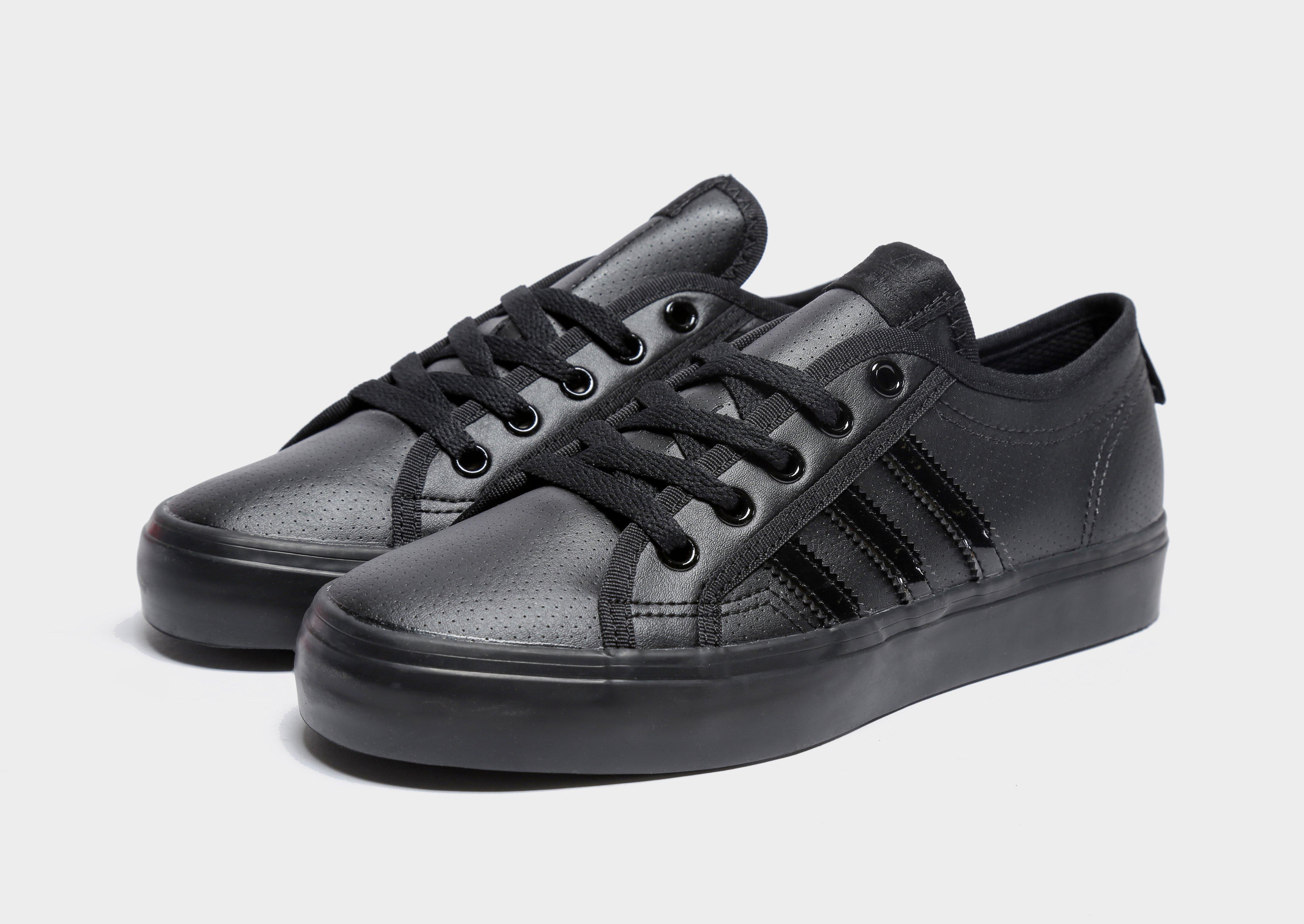 black adidas nizza lo