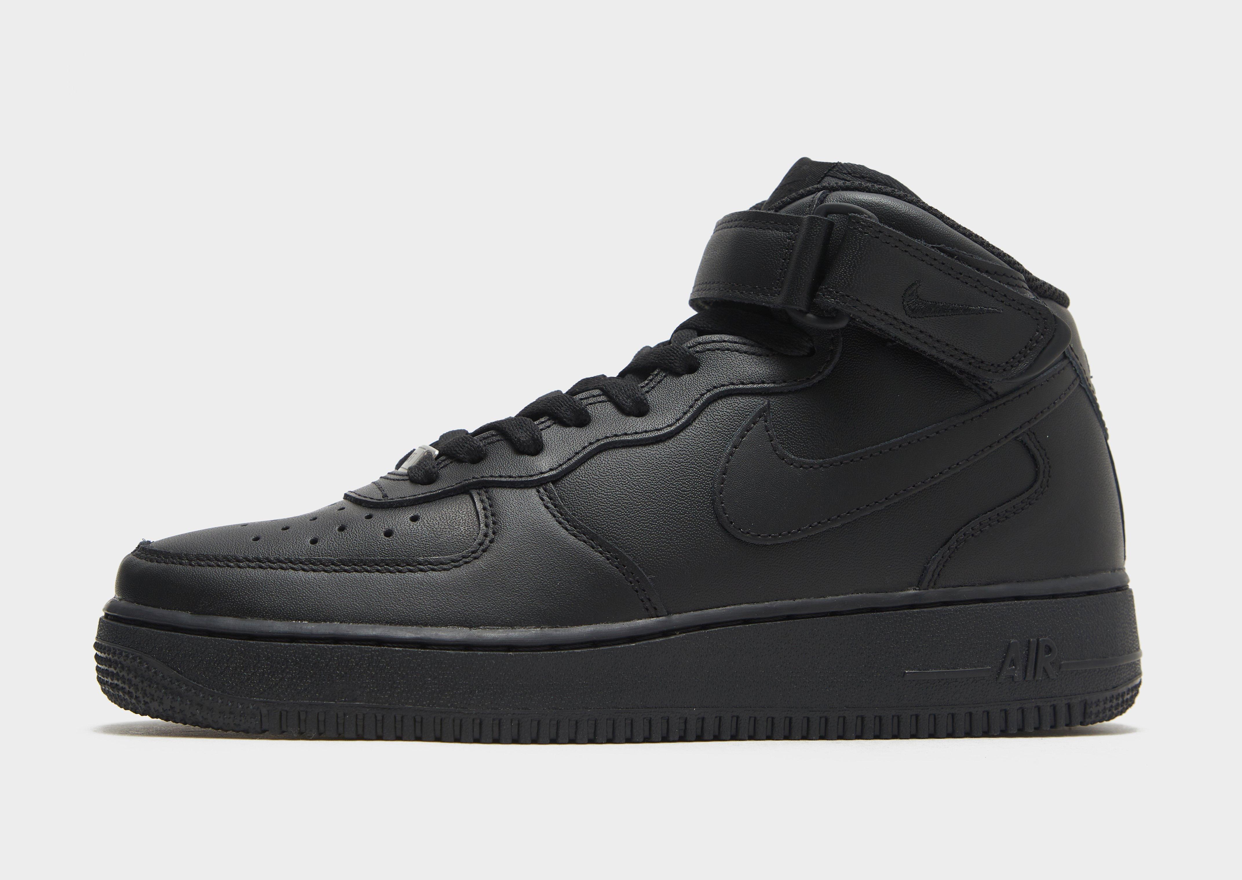 Compra Nike Air Force 1 Mid en Negro