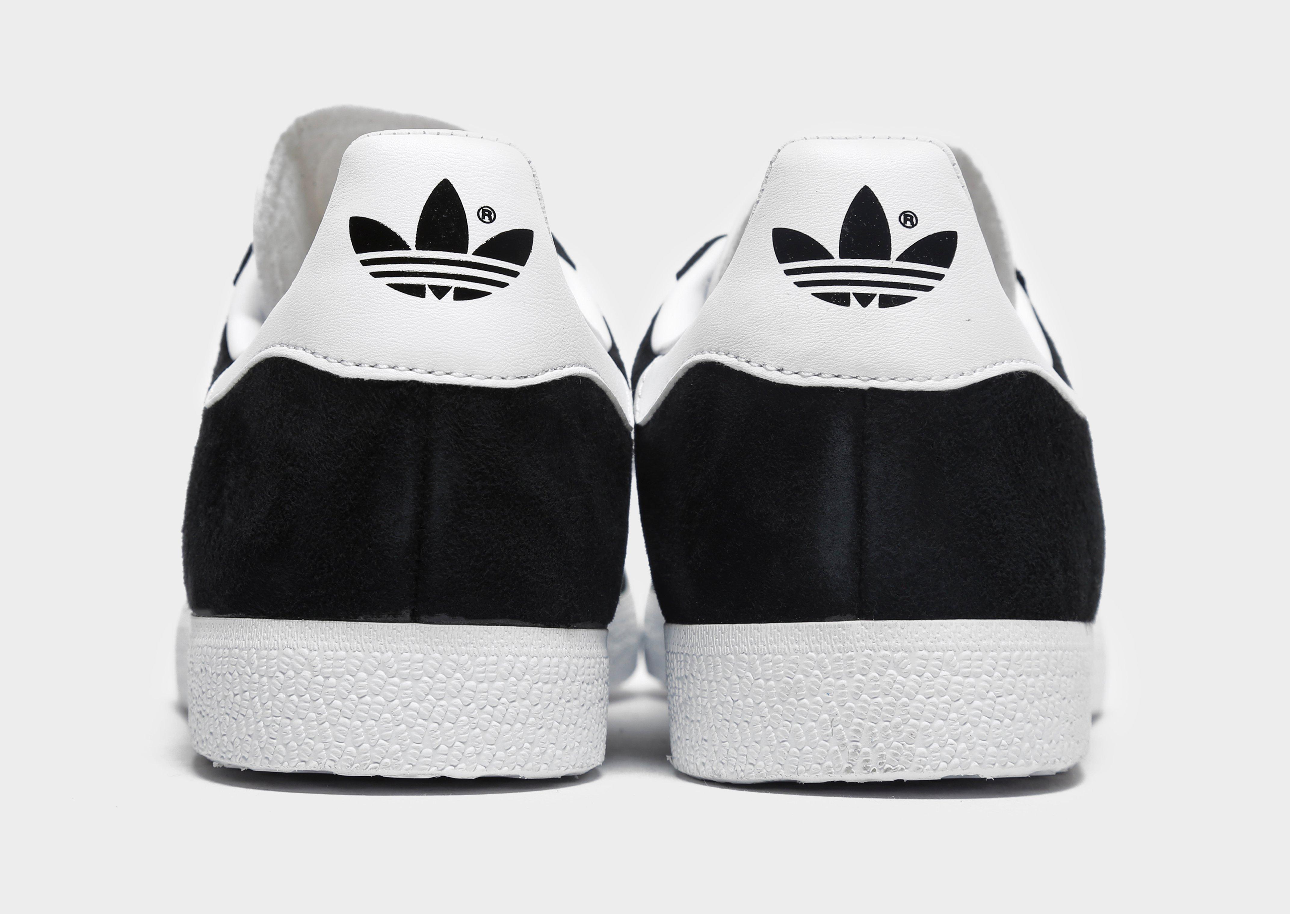 All black adidas hot sale gazelle womens