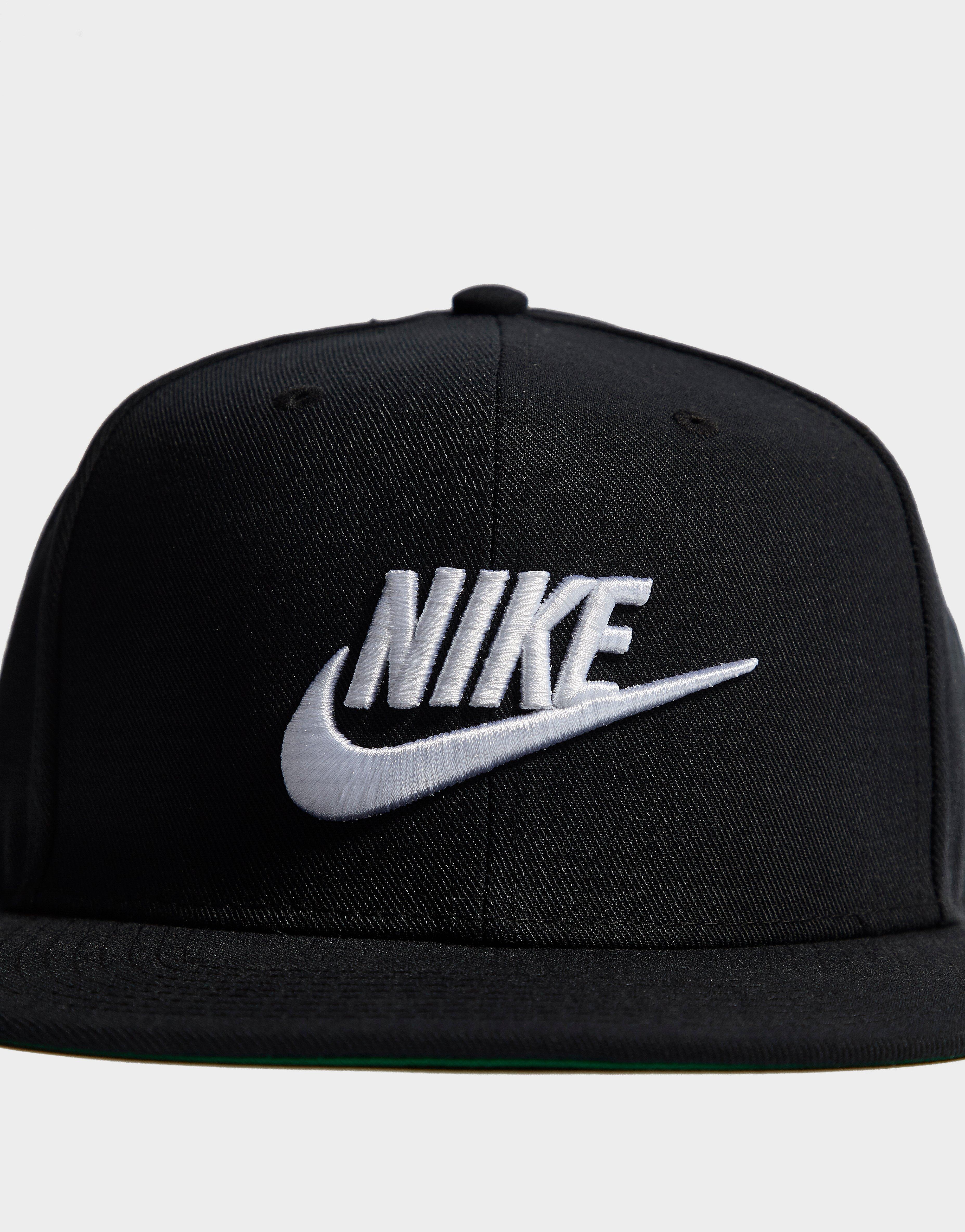 nike true snapback