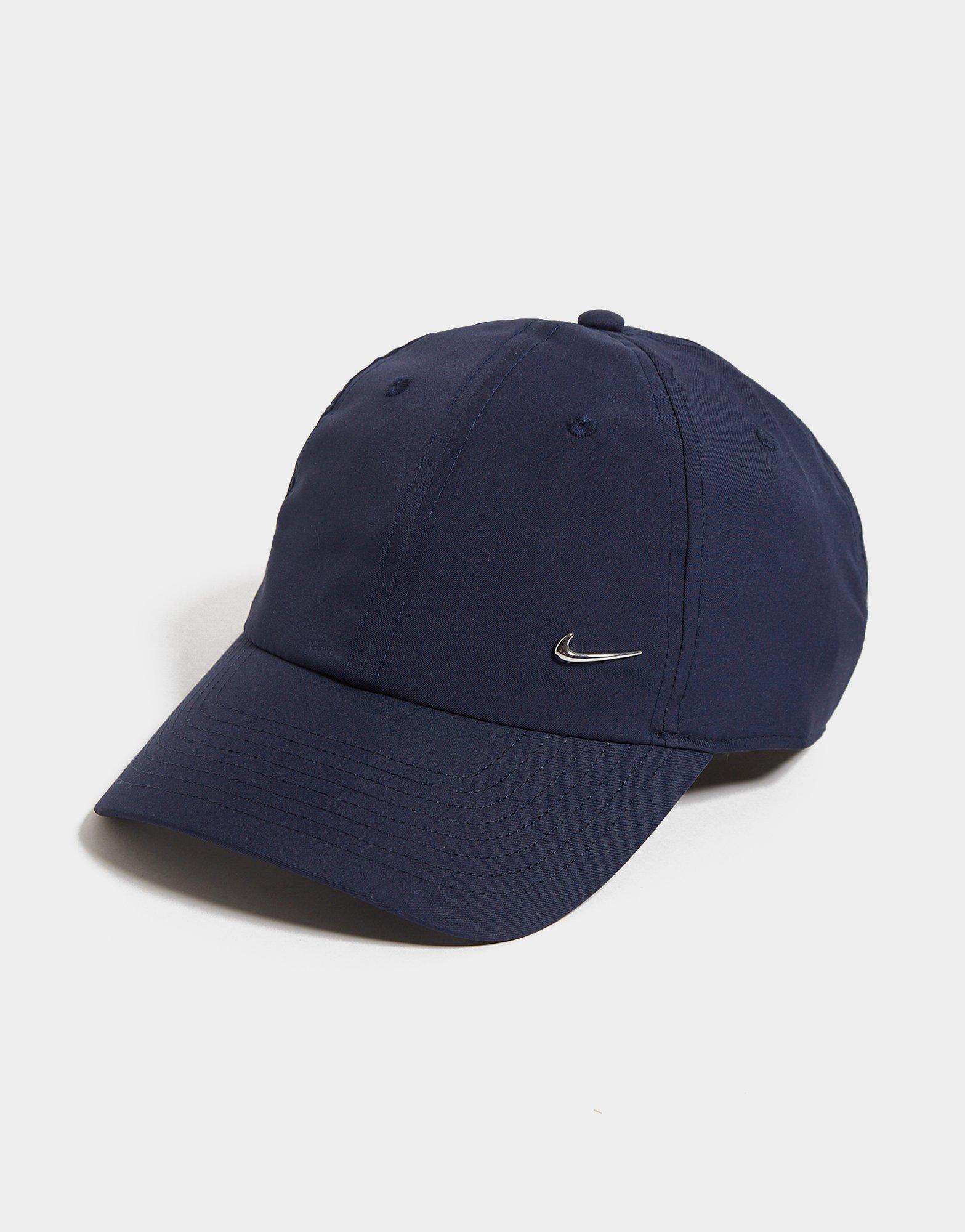 nike side swoosh cap