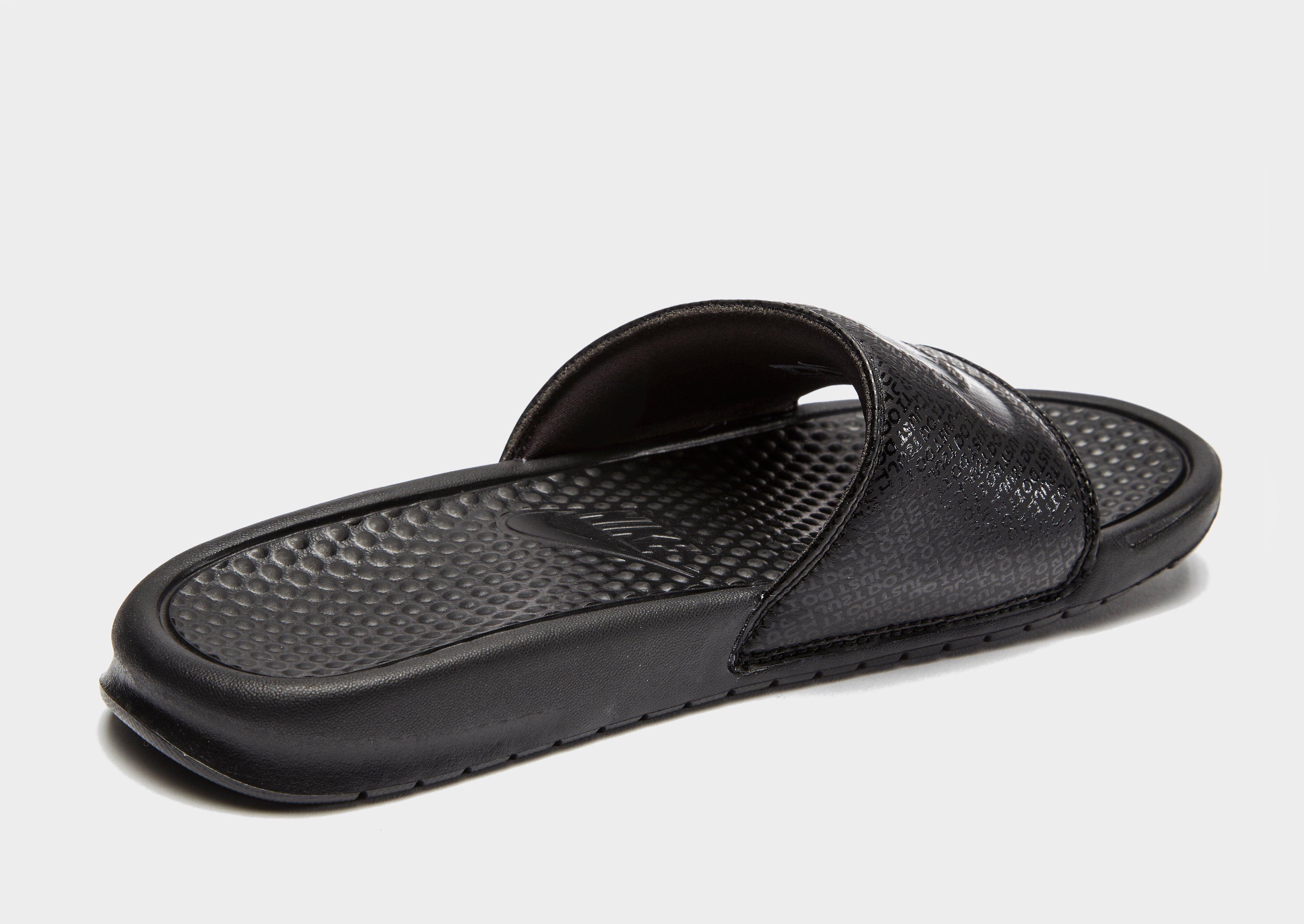 nike benassi slides all black