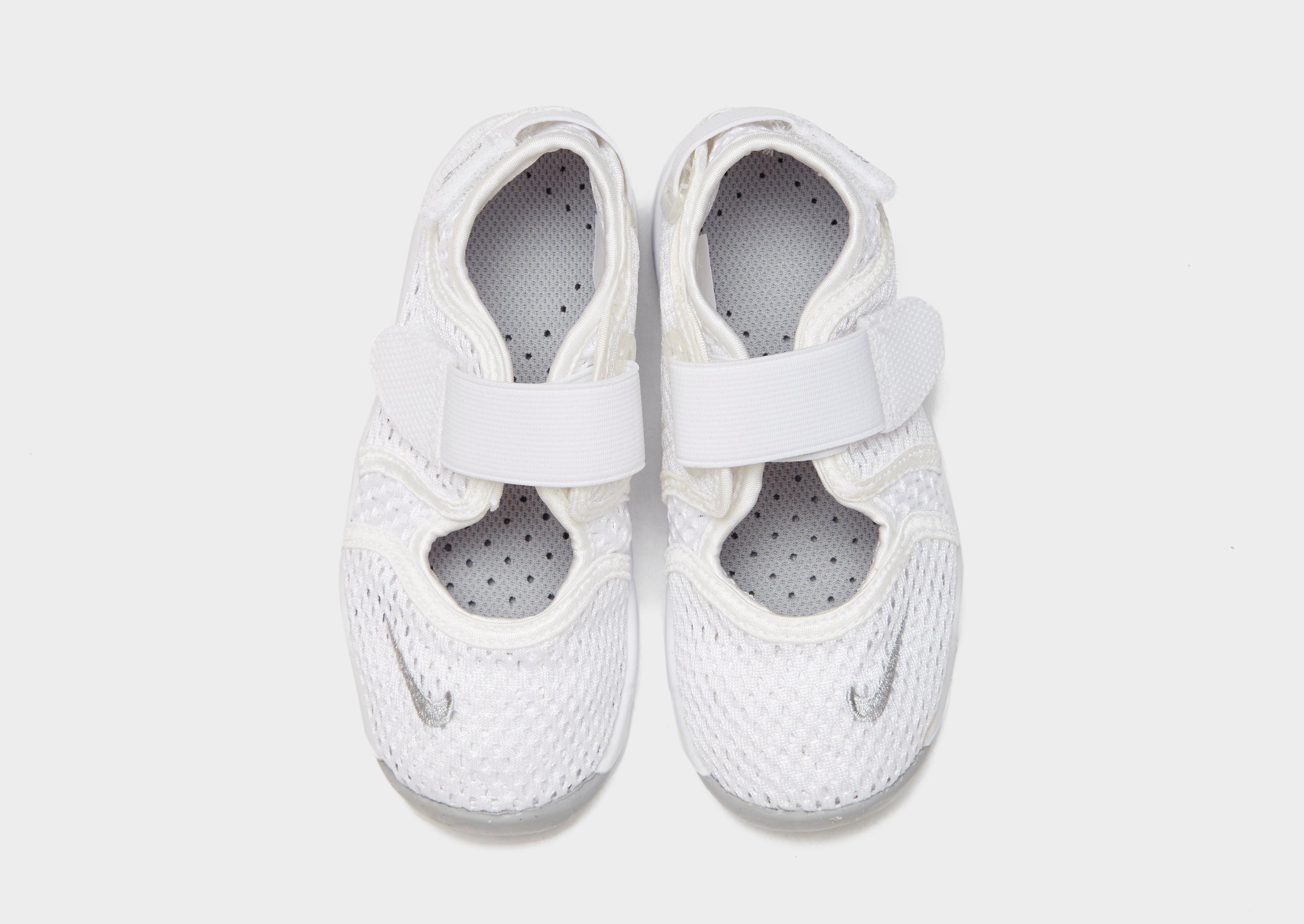 nike rift infant white