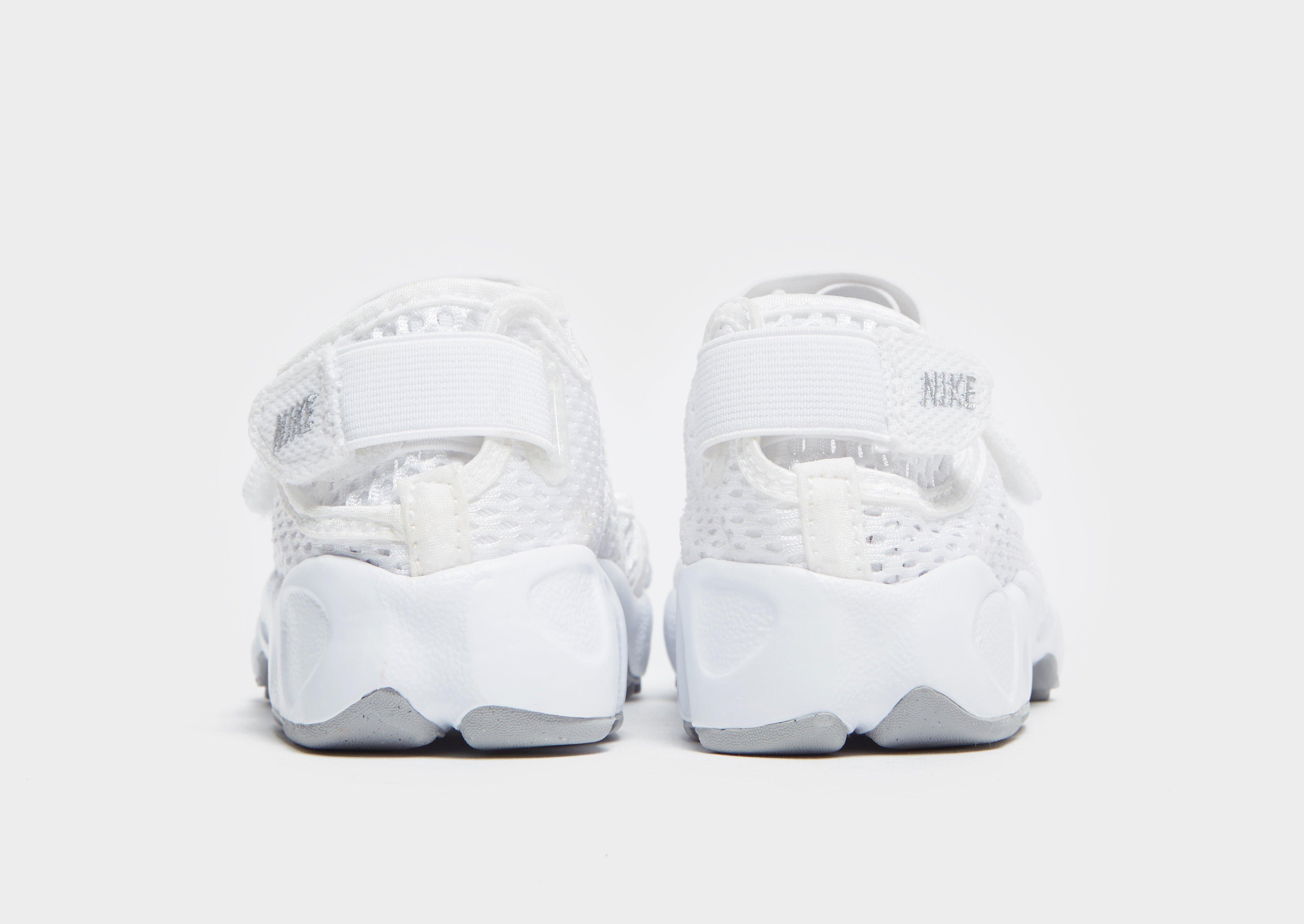 nike rift infant white