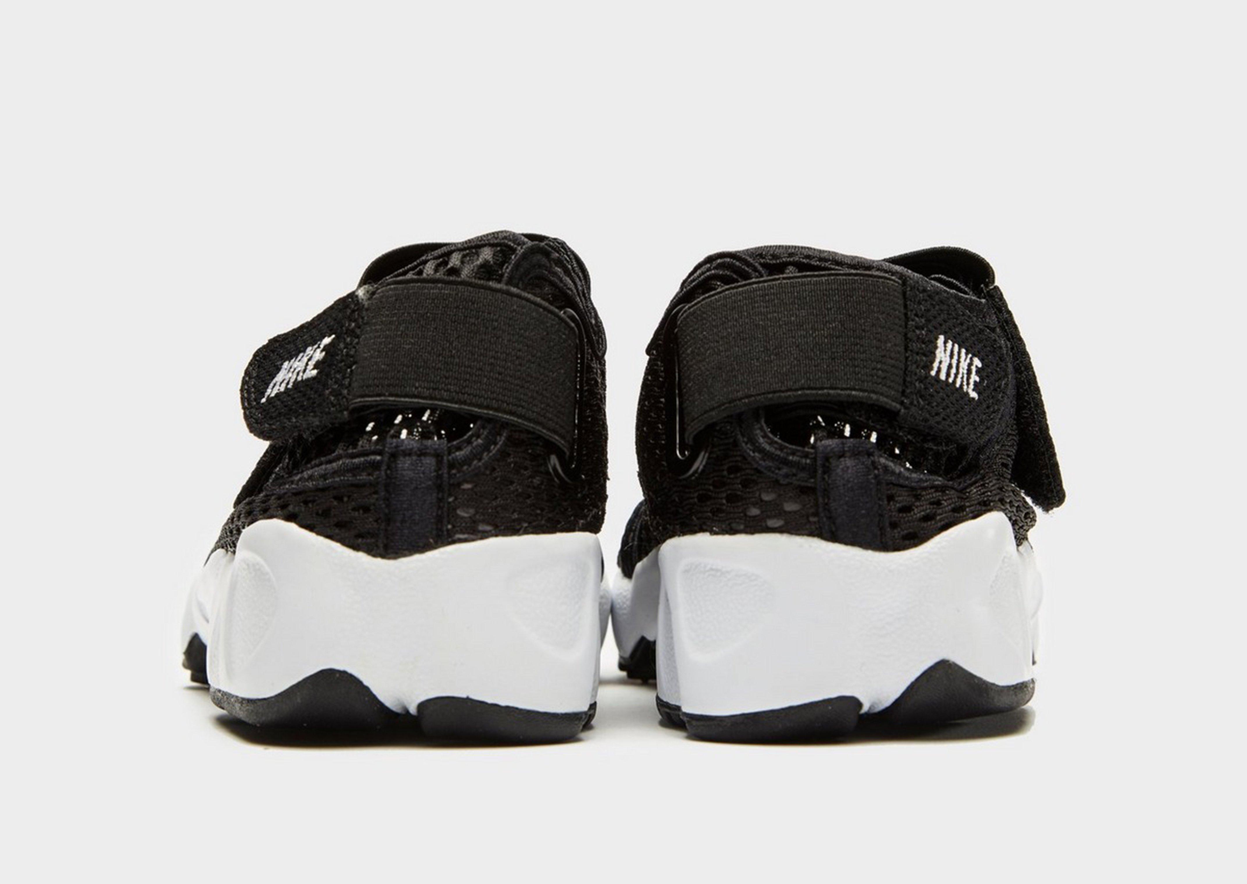 nike air rifts junior