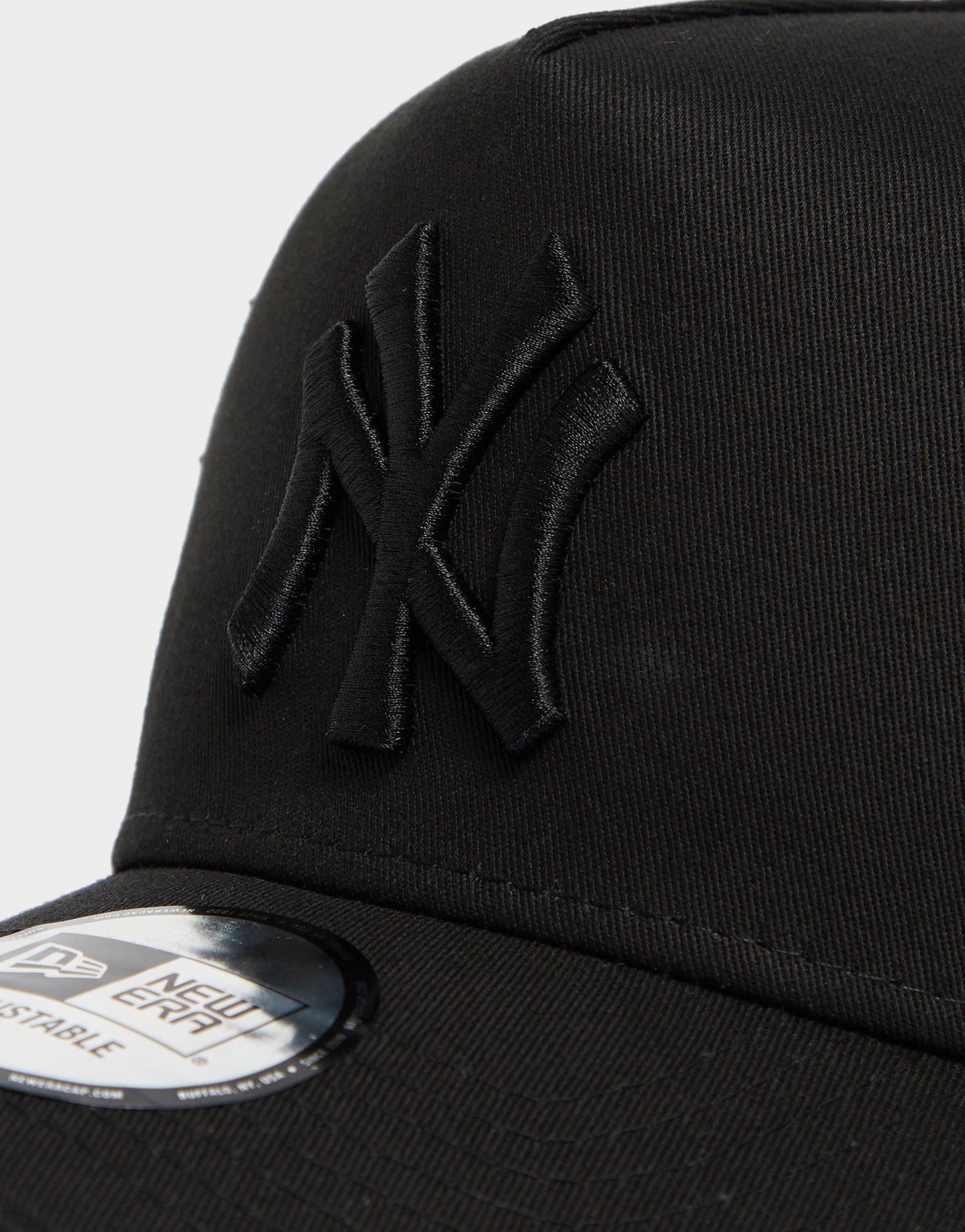 yankees black on black hat