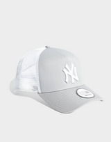 New Era MLB New York Yankees Snapback Trucker Cap