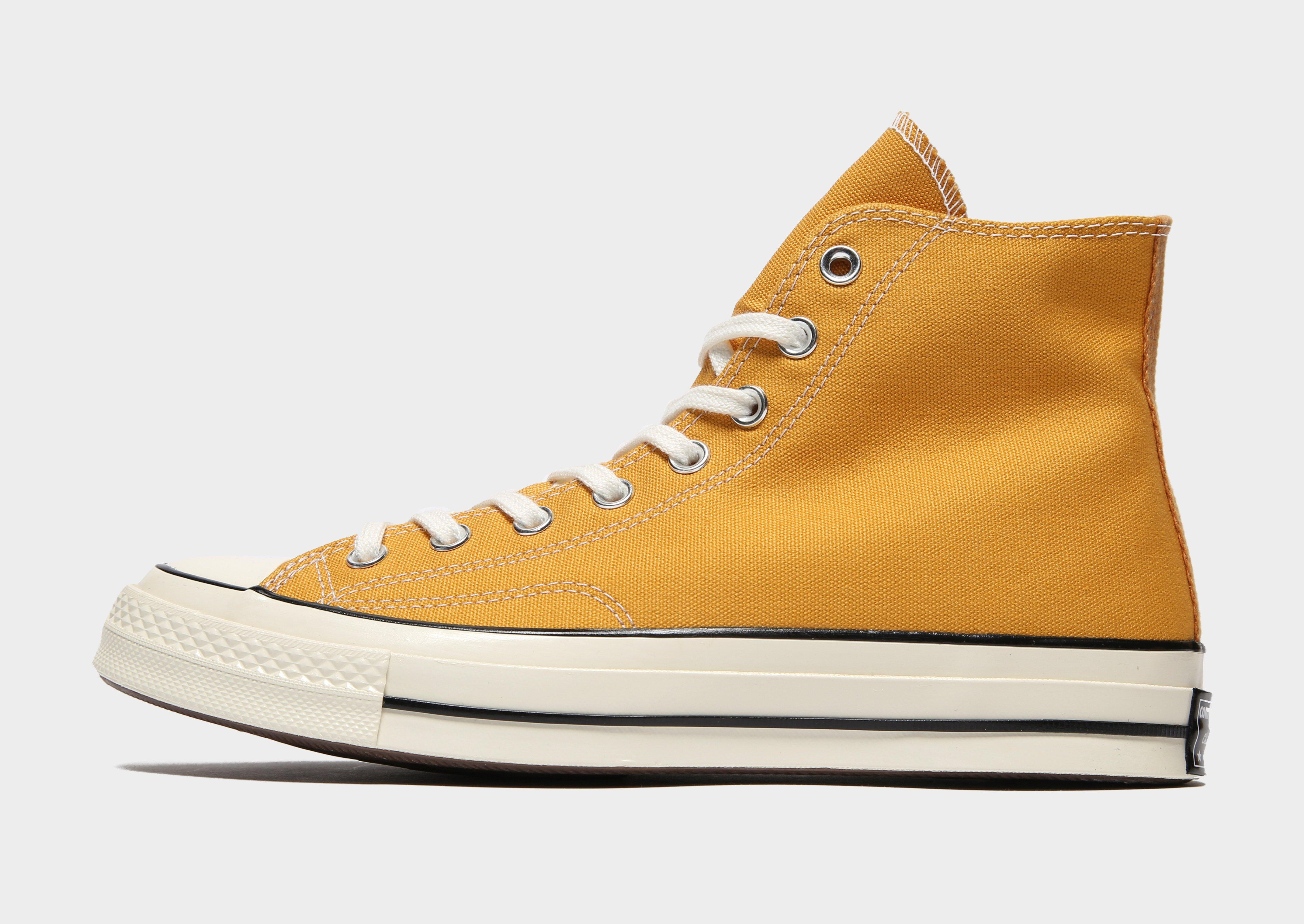 converse yellow womens