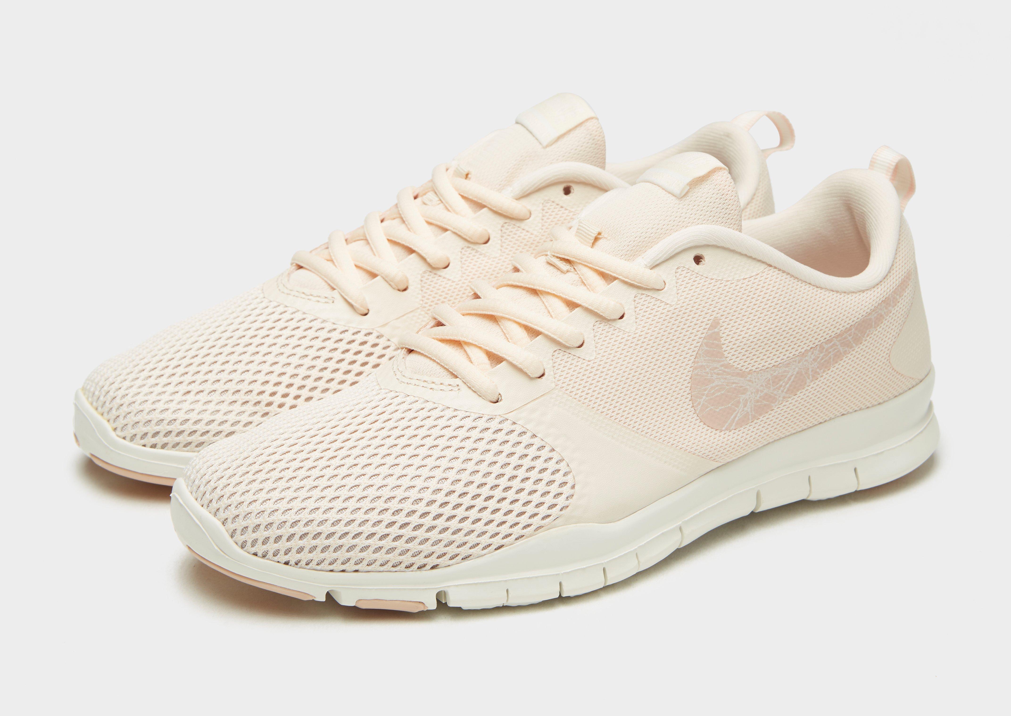 nike flex tr essential women's