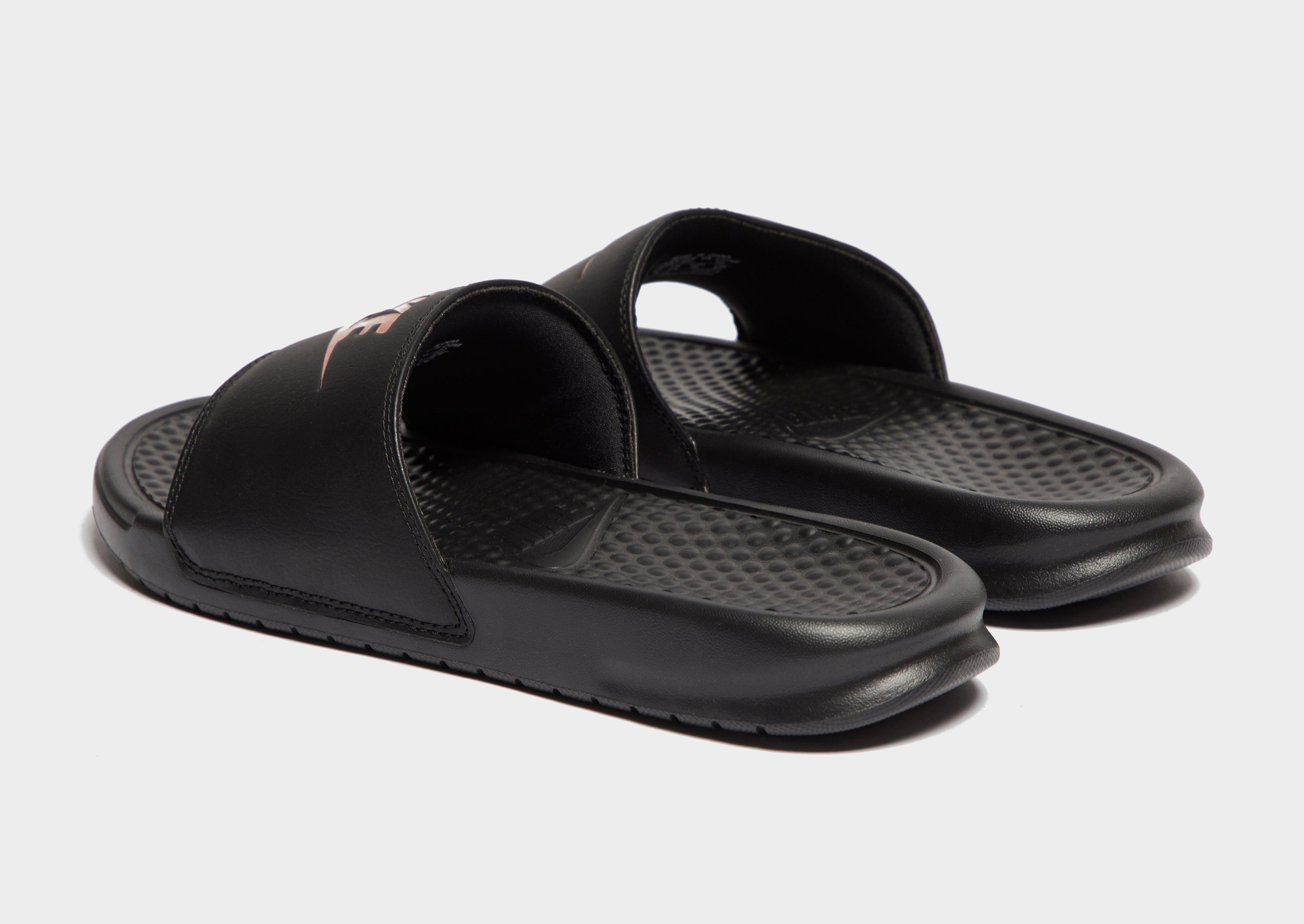 black nike slides womens