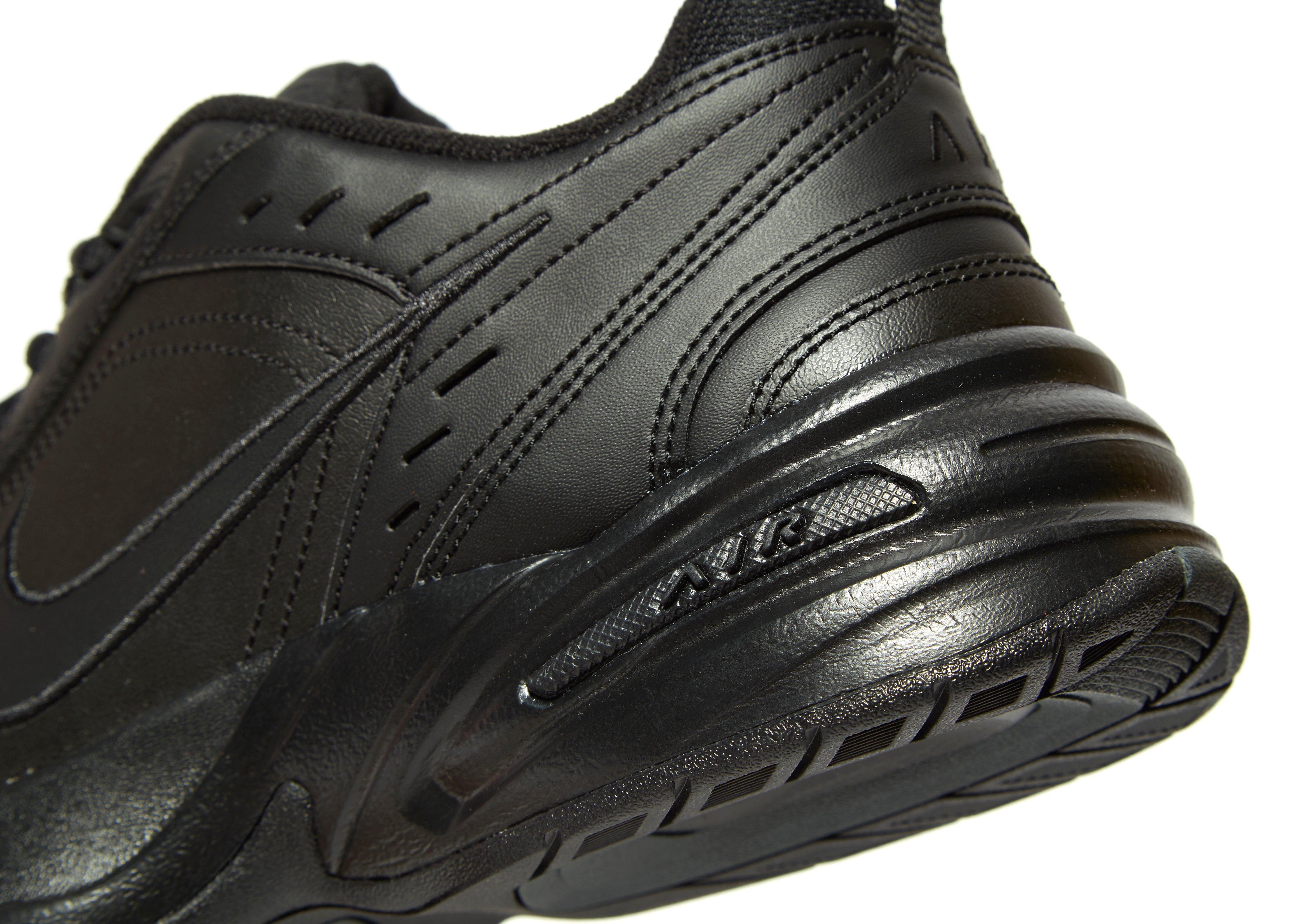 Nike A.MONARCH IV