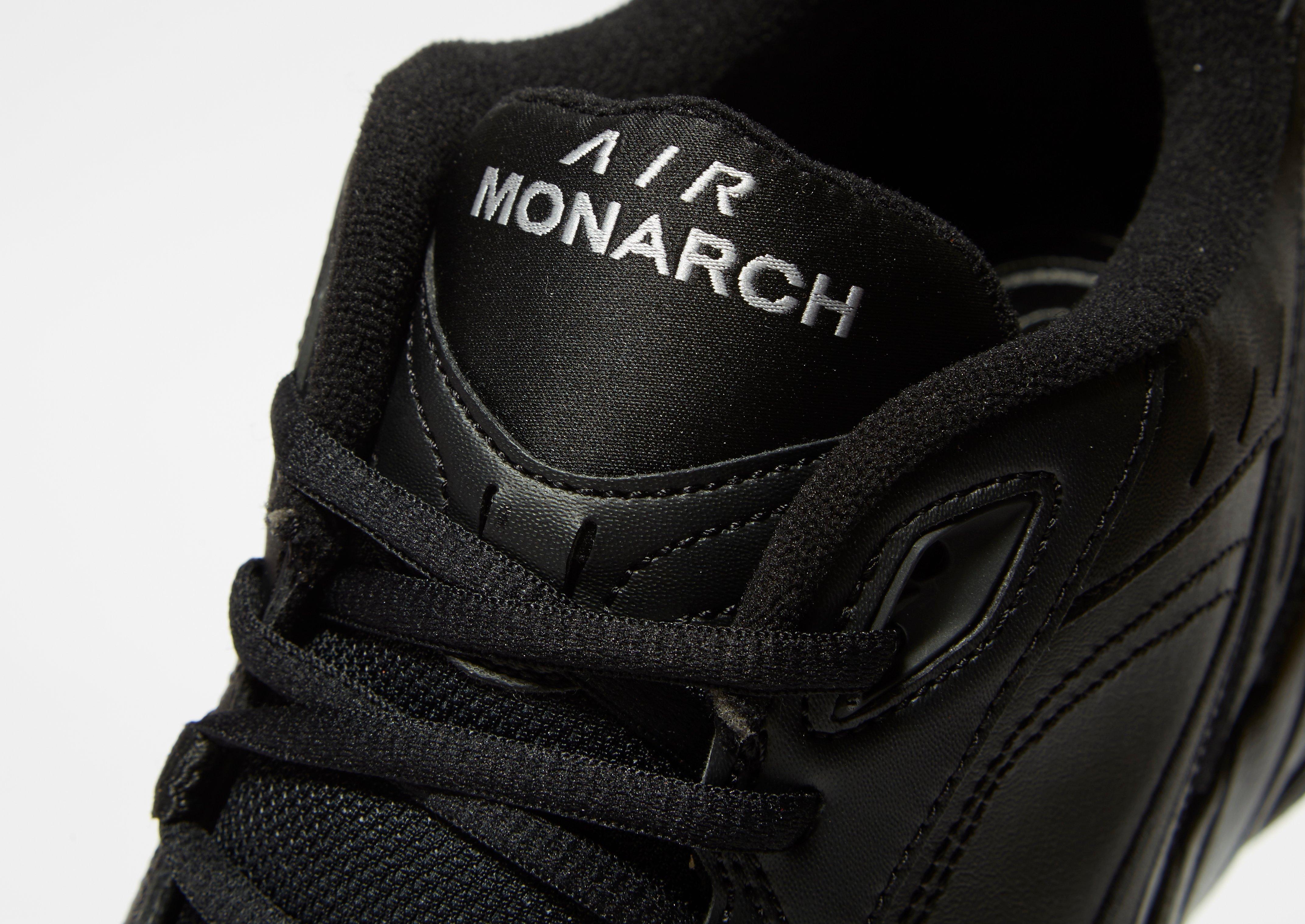 Nike A.MONARCH IV
