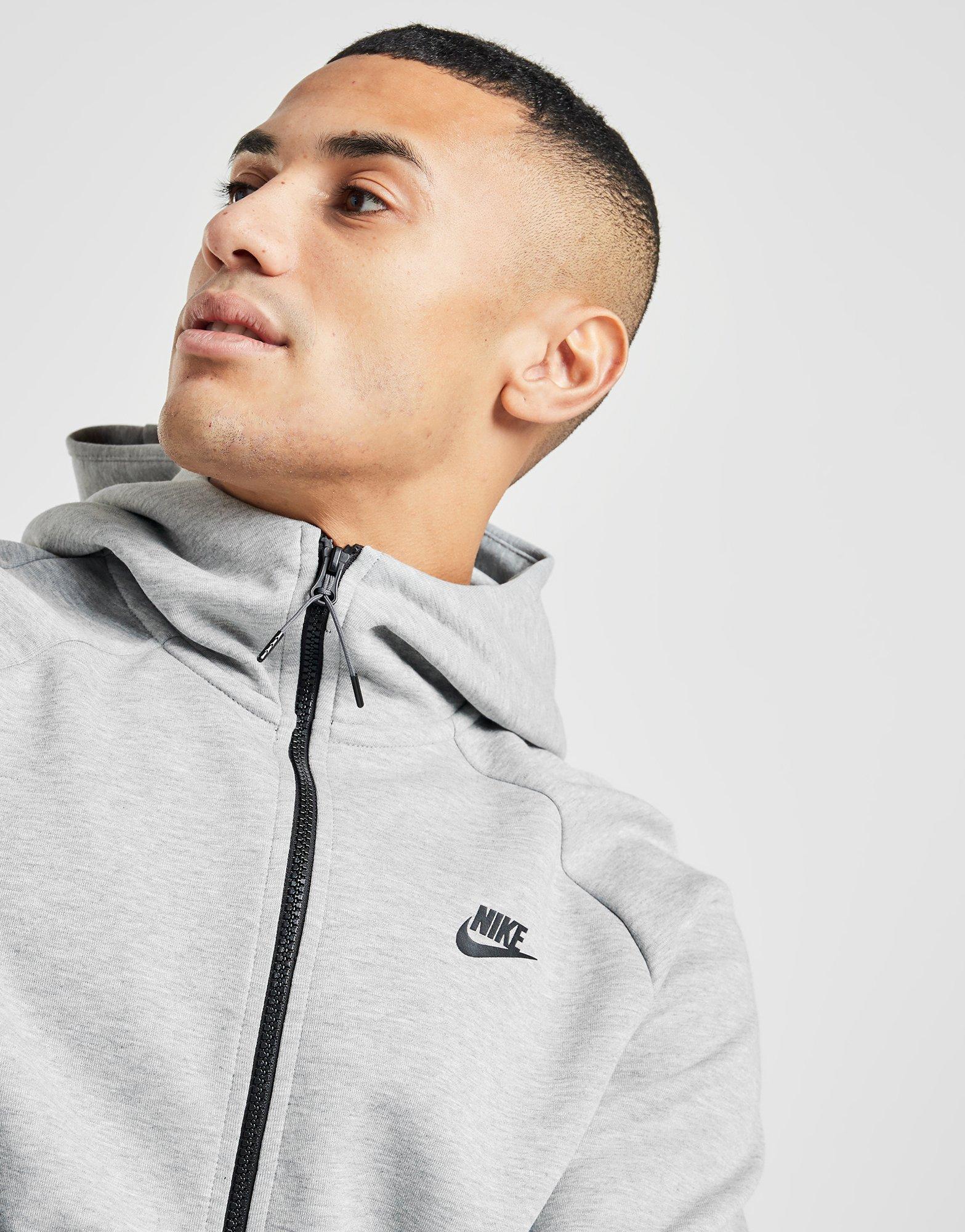 grey nike tech fleece windrunner