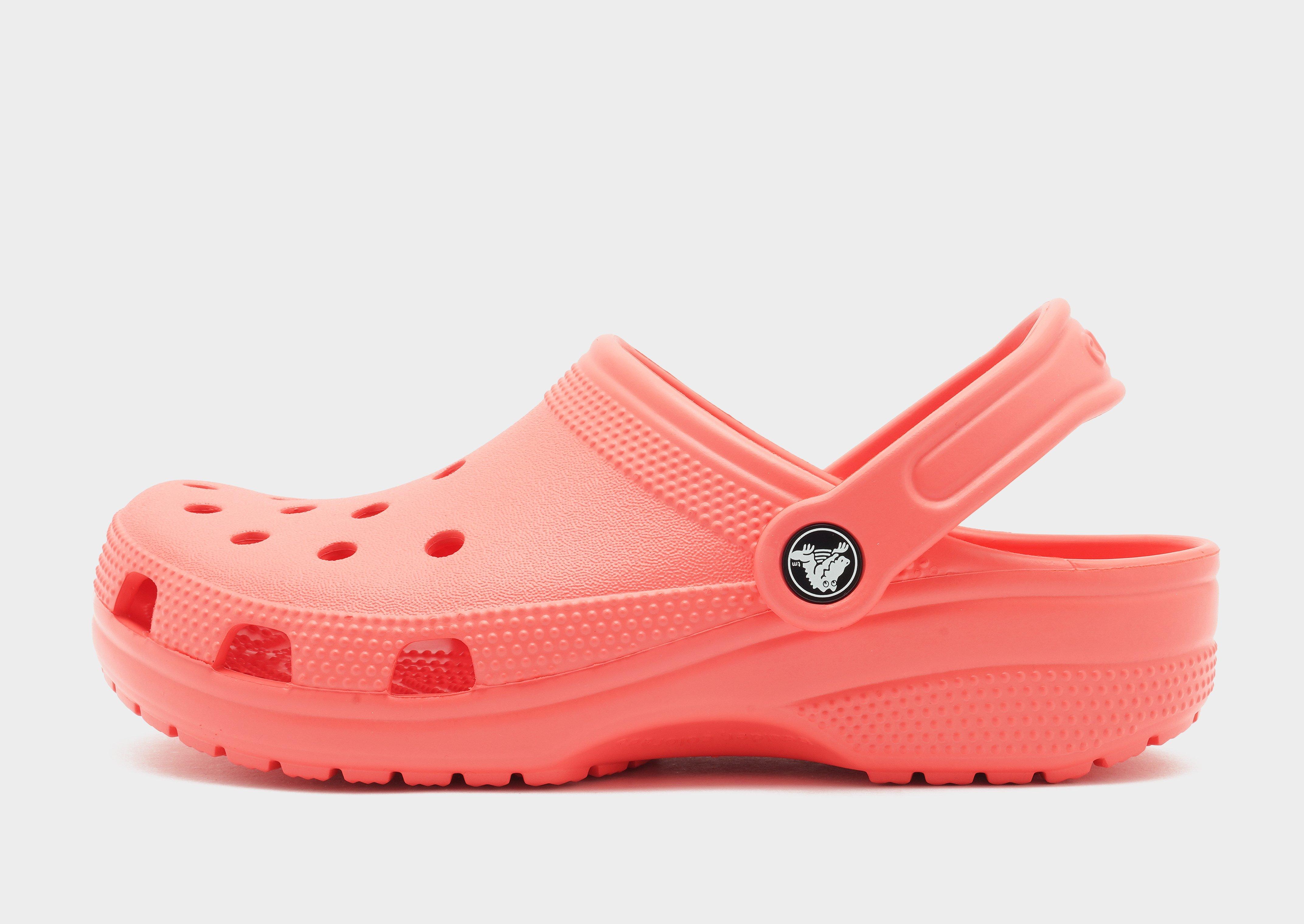 coral colored crocs