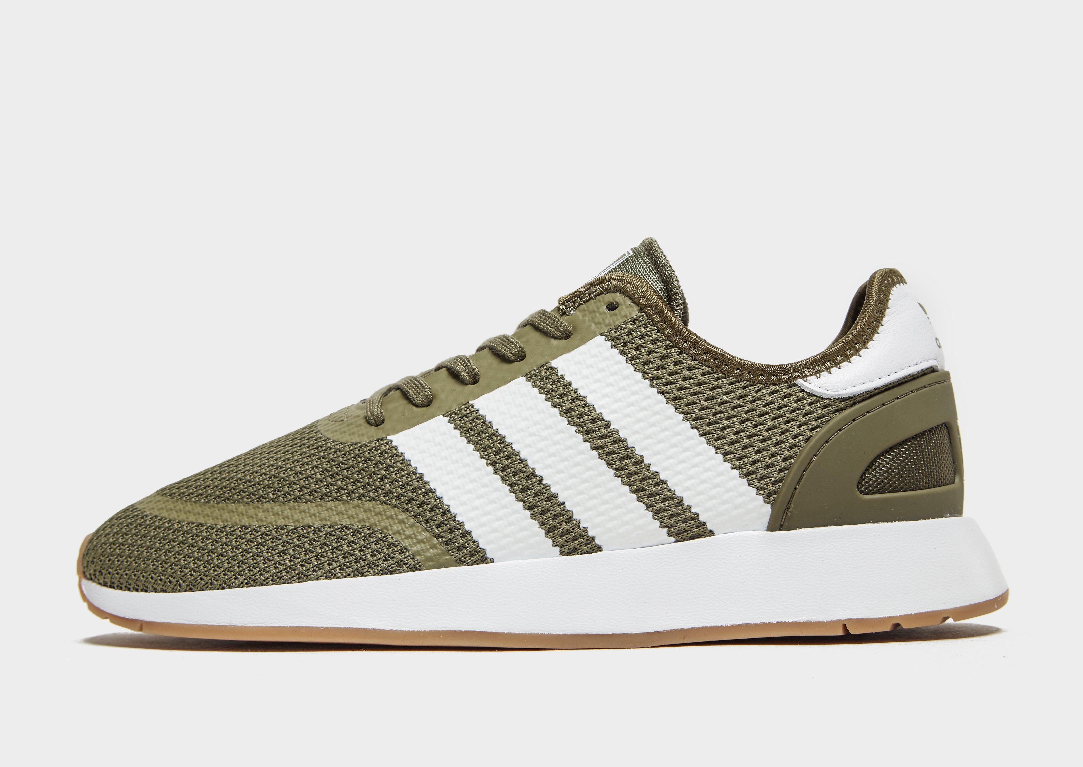 baur adidas superstar