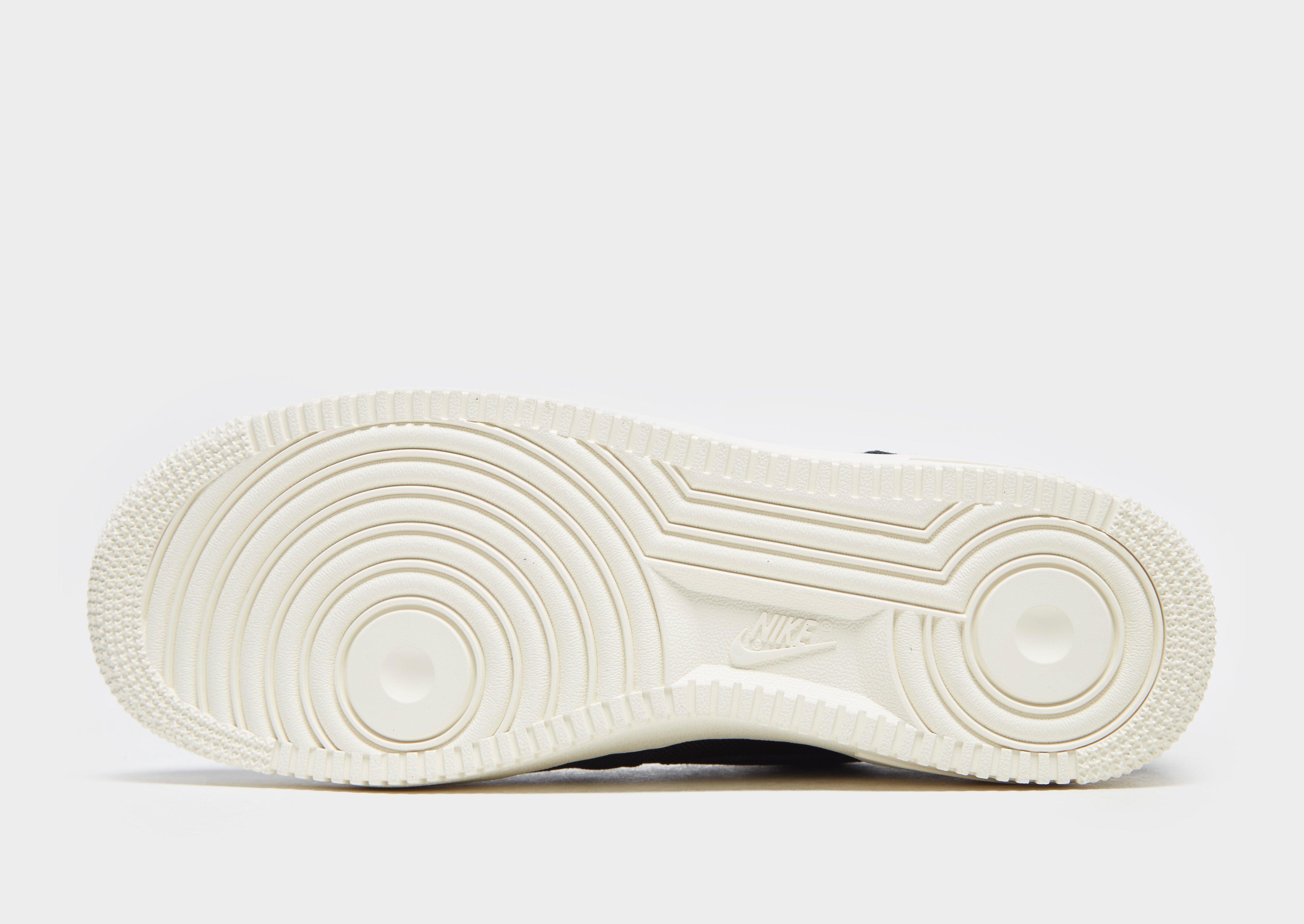 air force 1 07 low essential