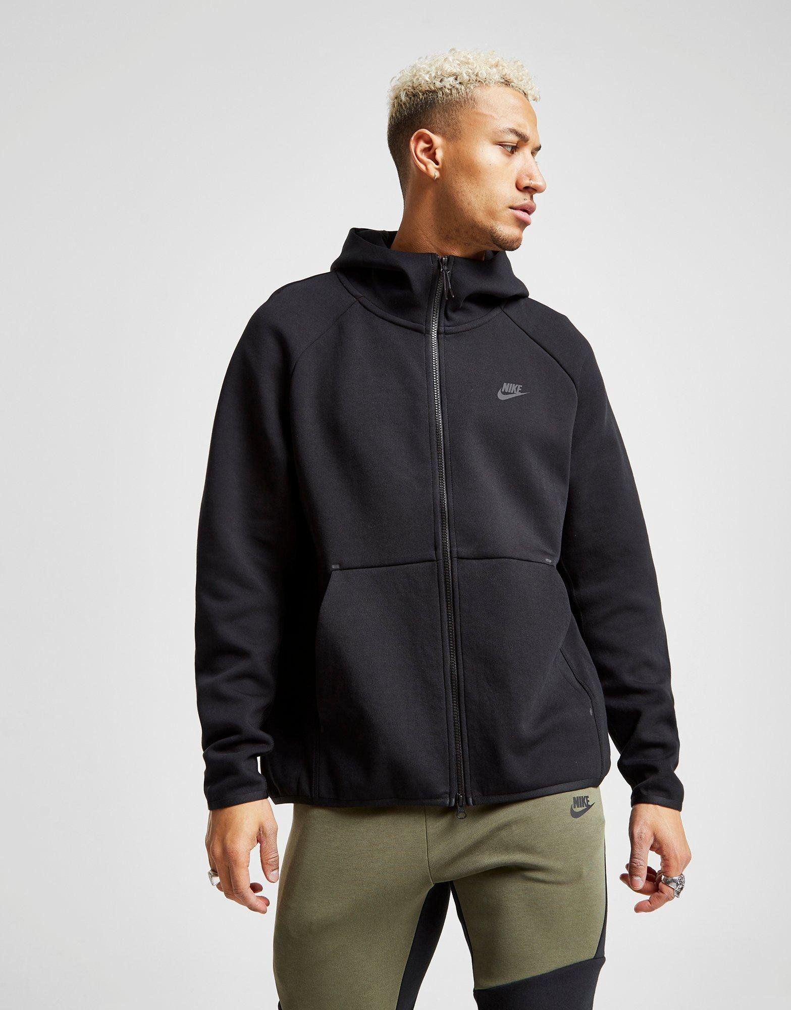 nike tech fleece s