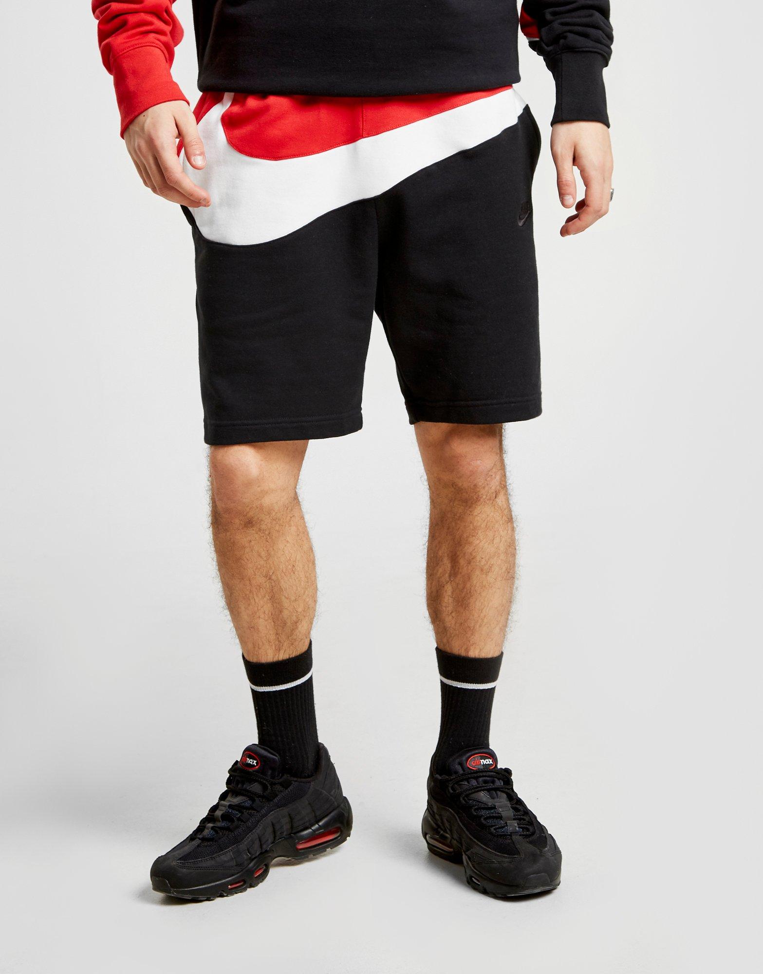 pantaloncini nike swoosh