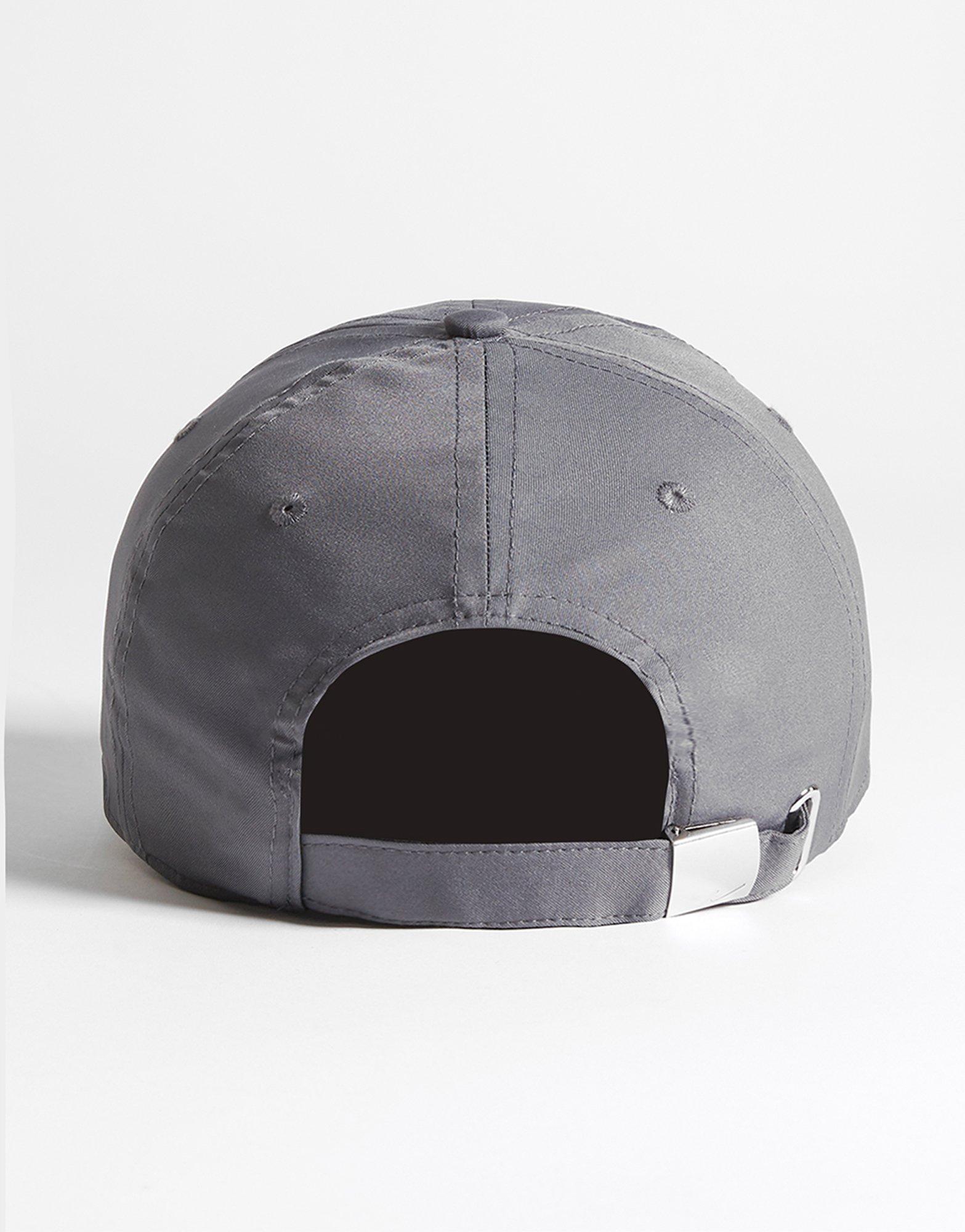 nike swoosh cap grey