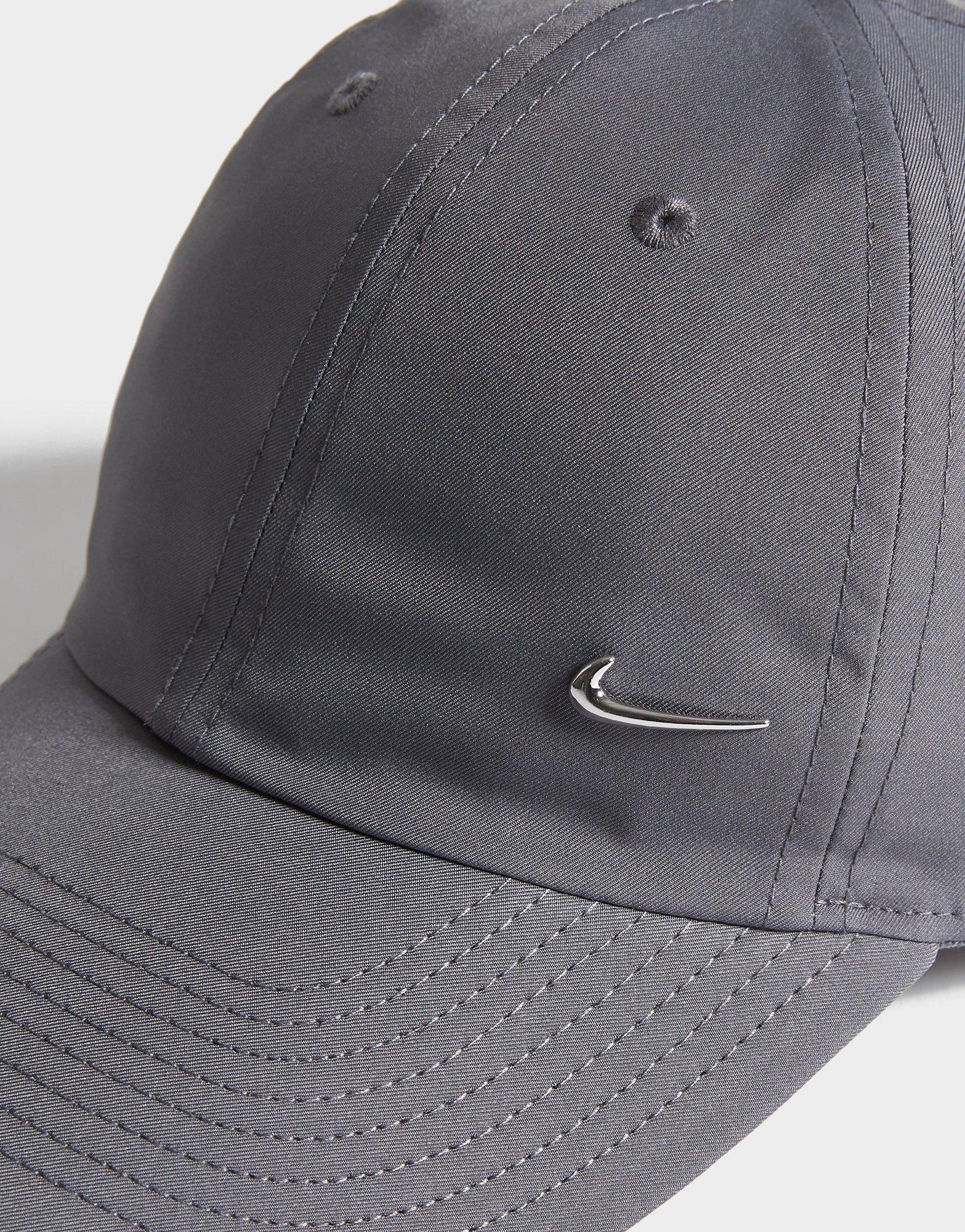 nike hat gray