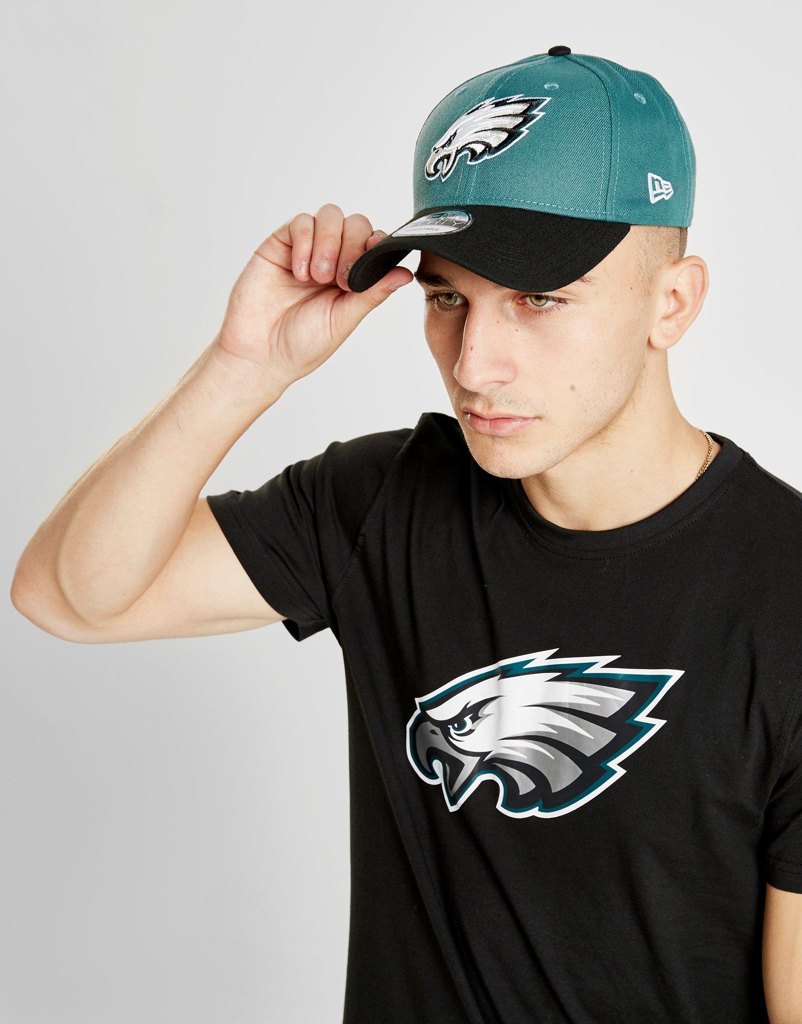 philadelphia eagles hat and gloves