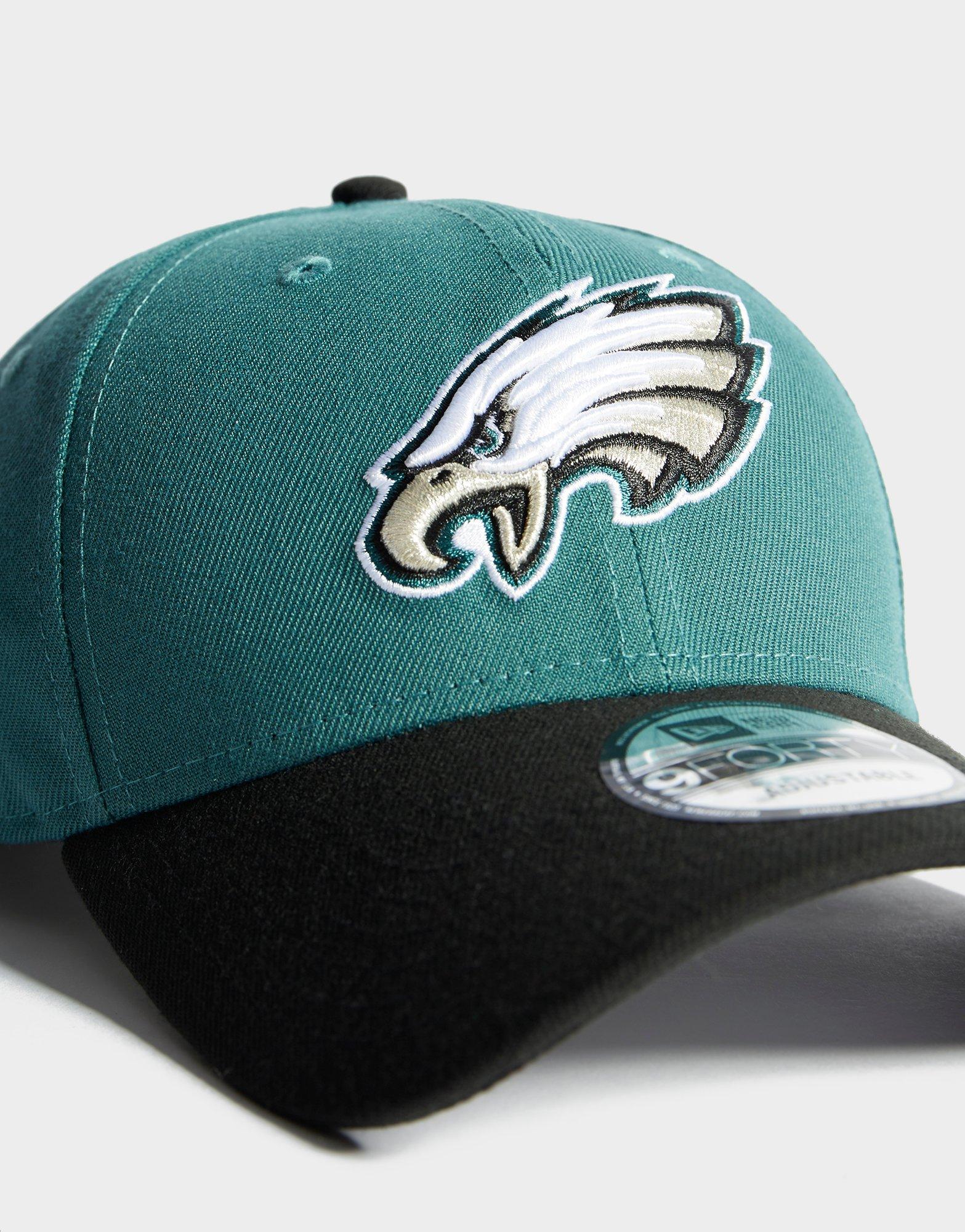 philadelphia eagles hat and gloves