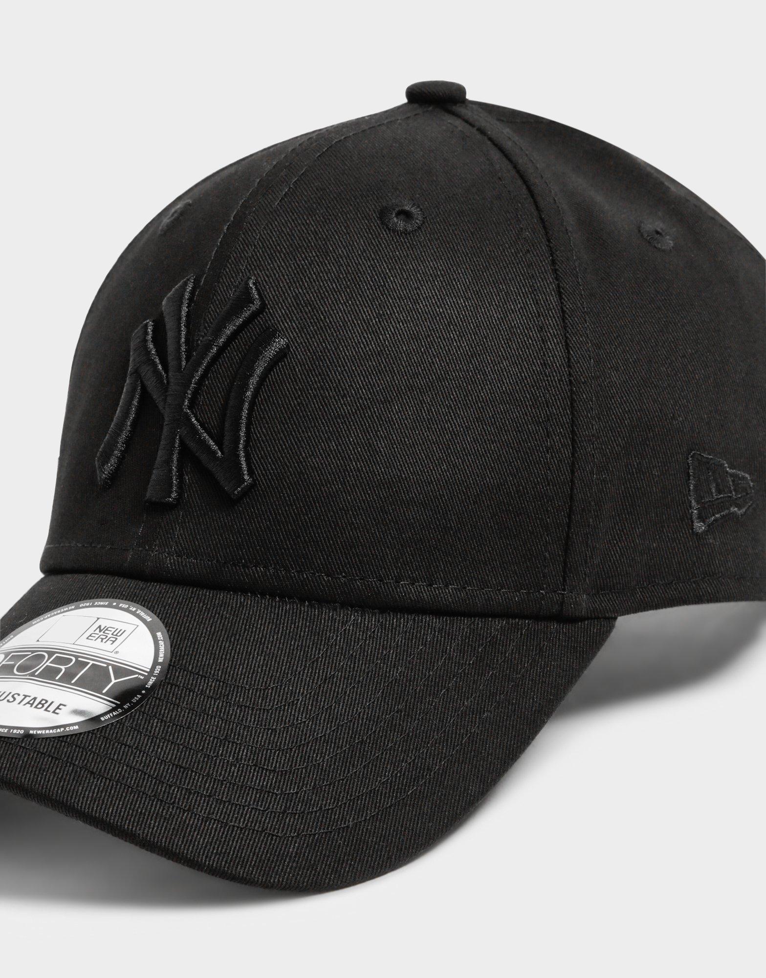 black on black new york yankees cap