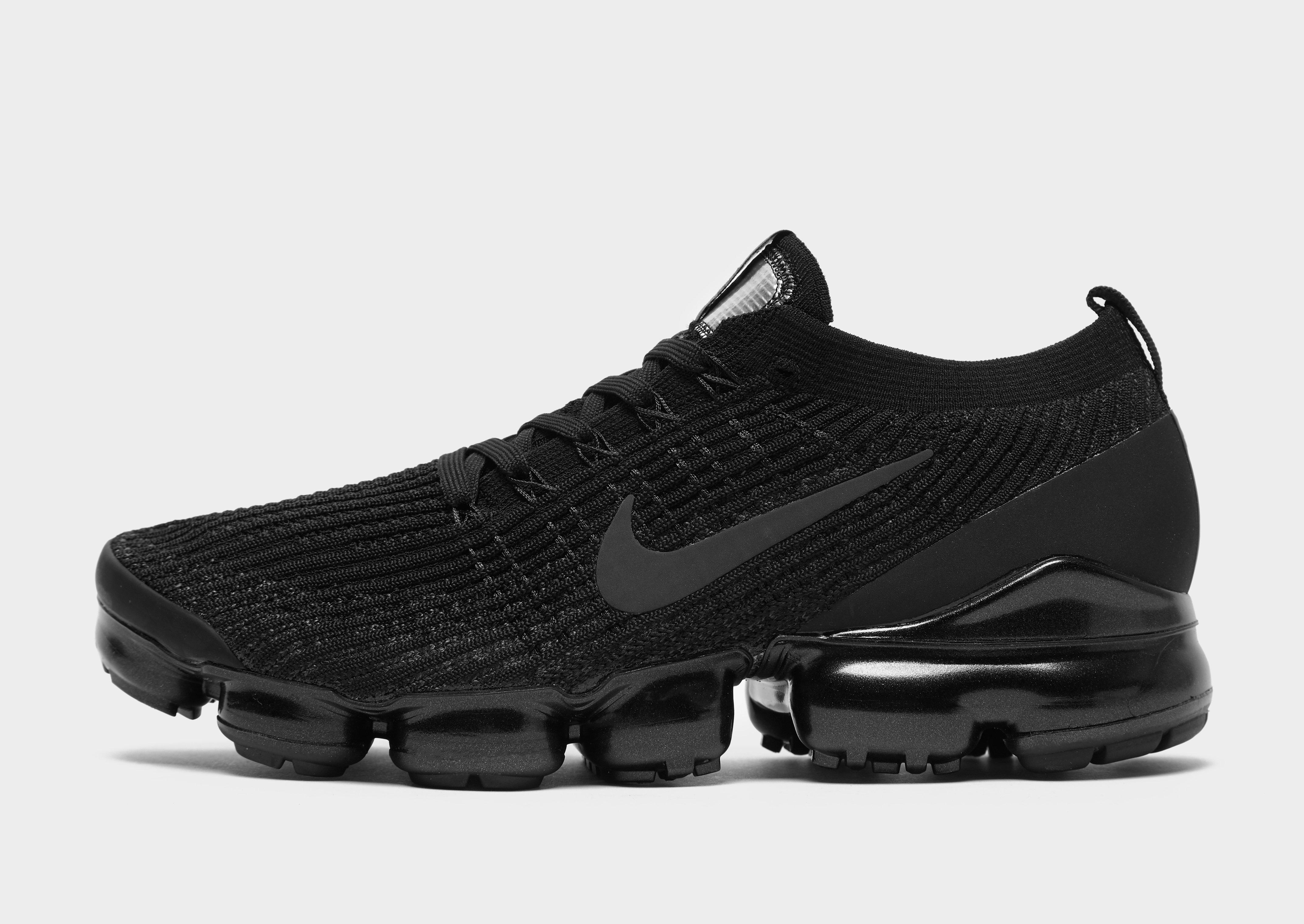 all black vapormax flyknit