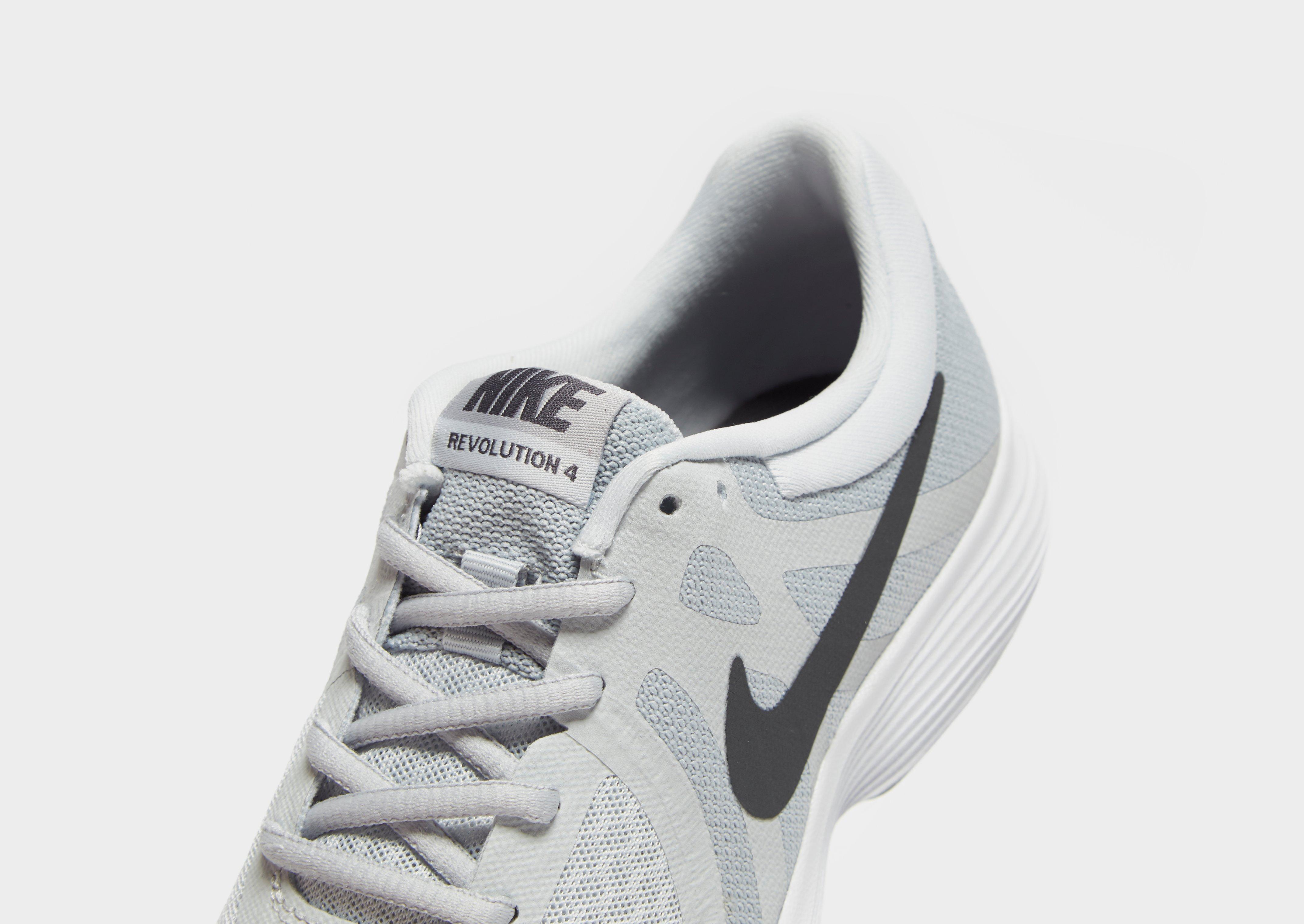 nike revolution 4 junior grey