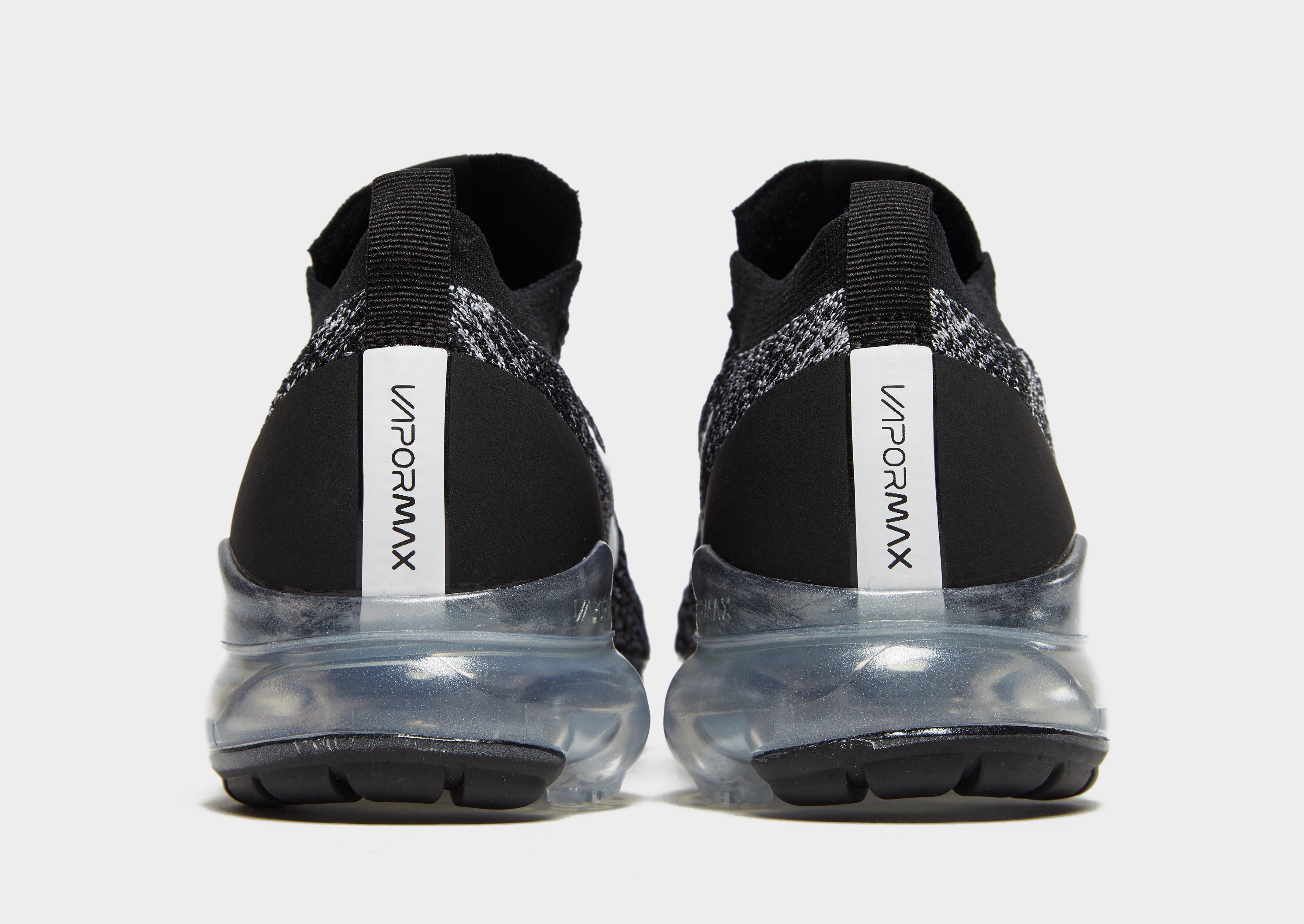 vapormax flyknit 3 black white