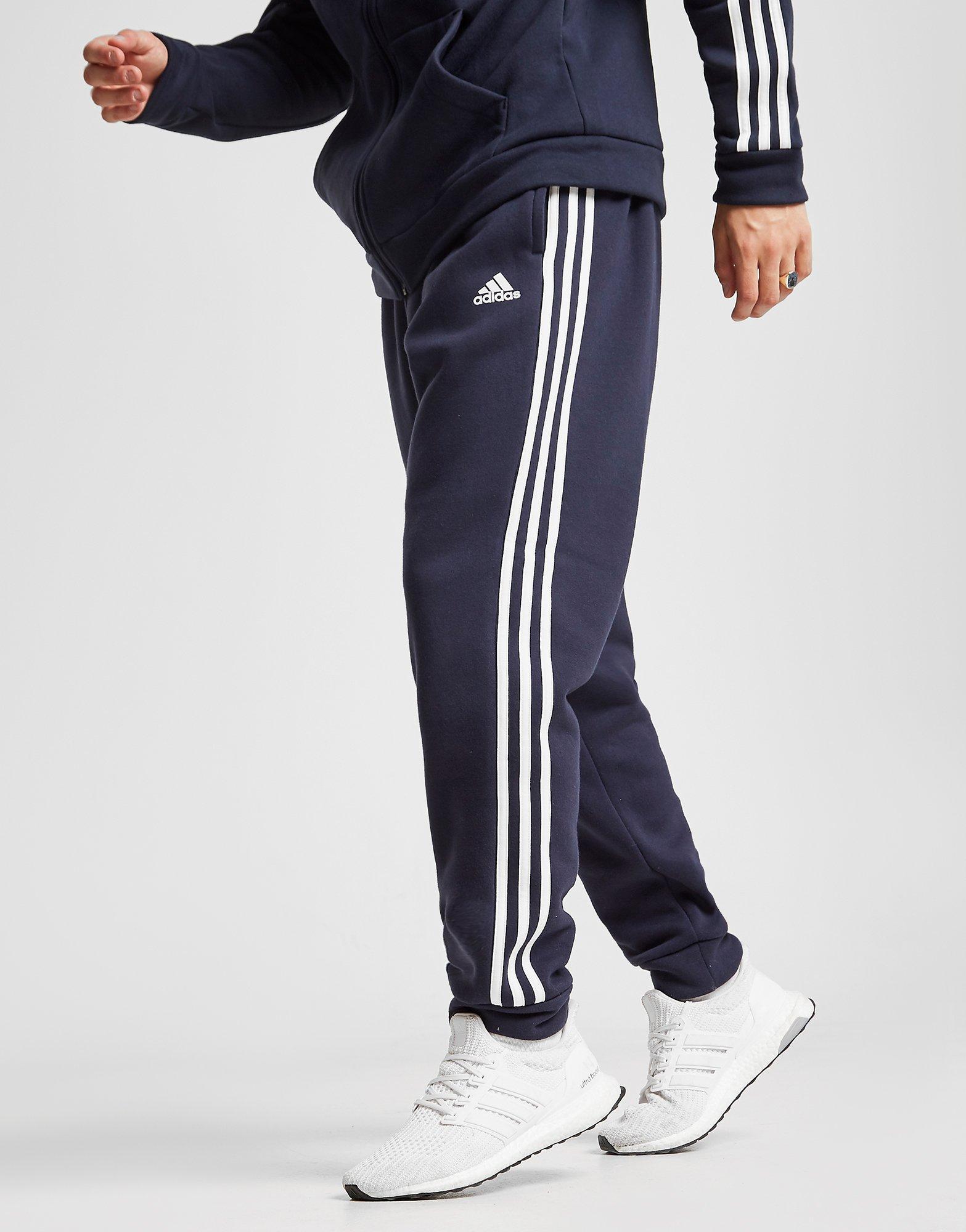 chandal adidas essentials