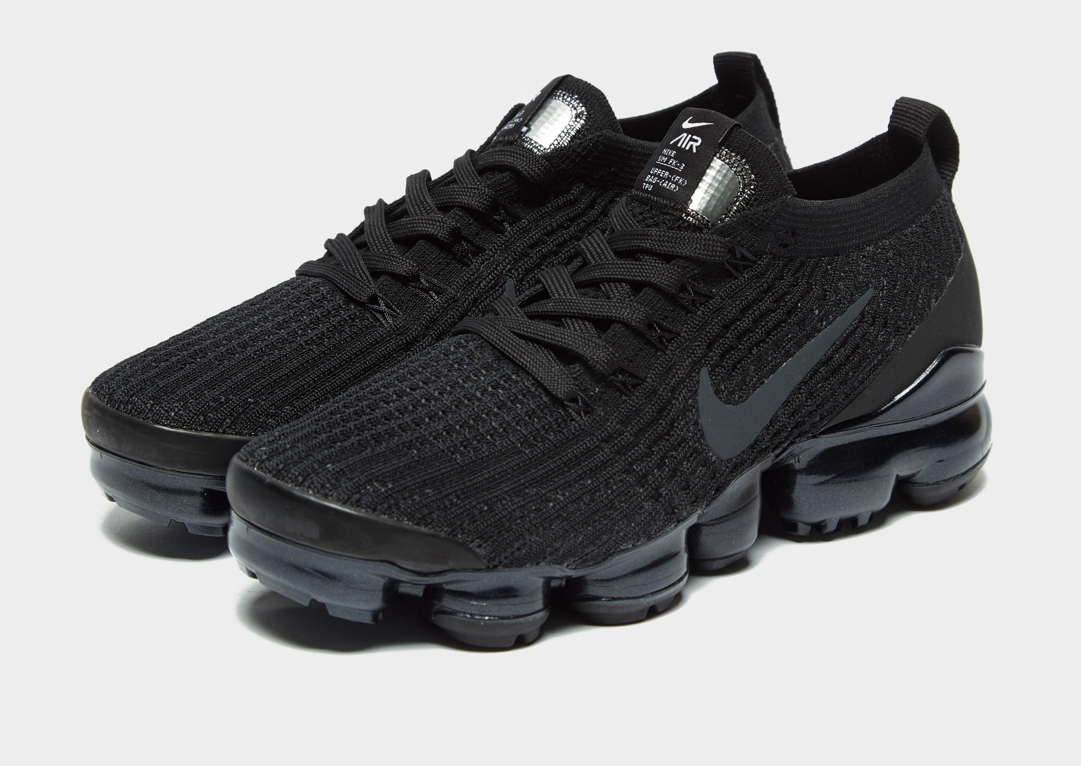 black junior vapormax