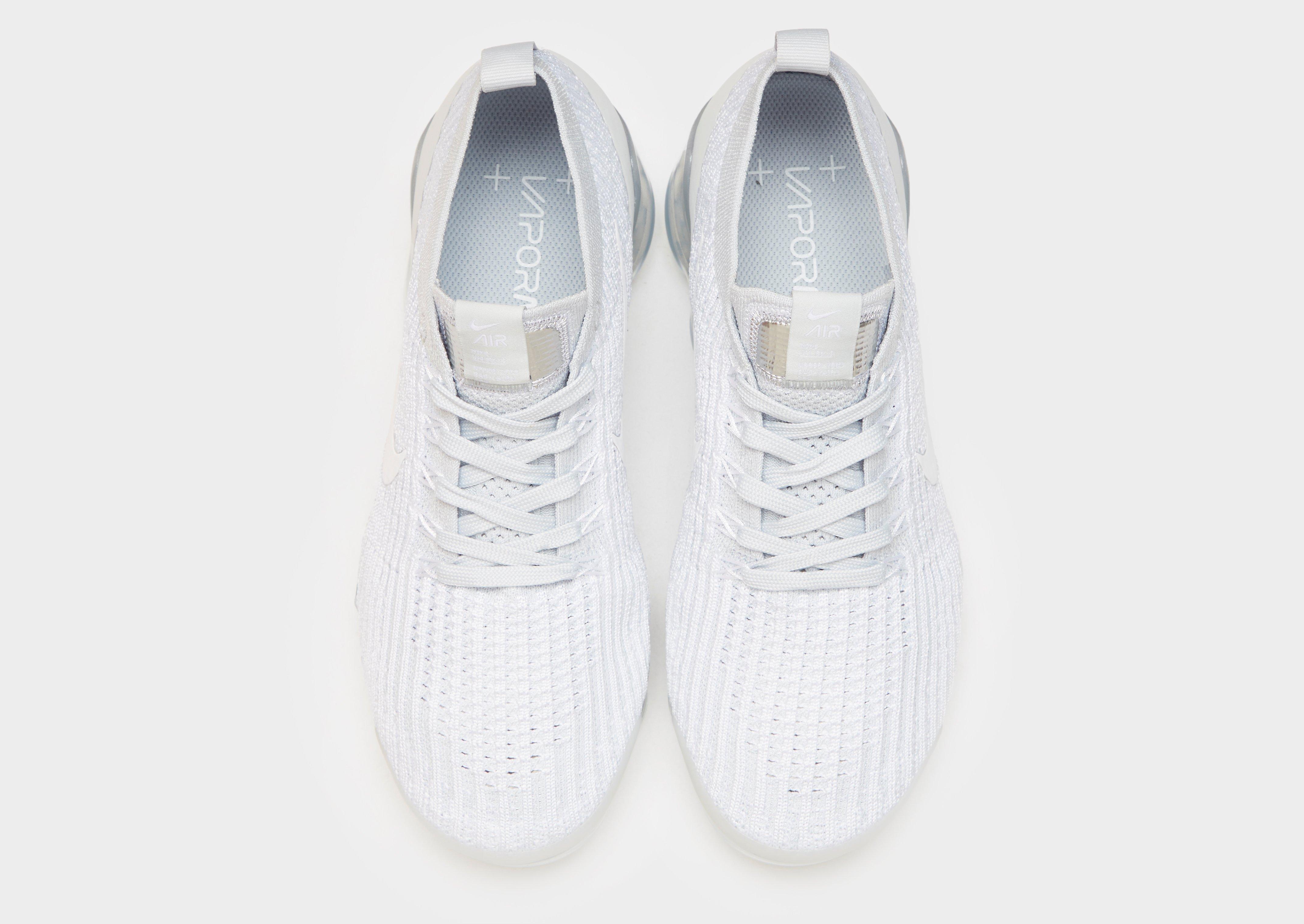 Special Prices on Nike Air VaporMax Flyknit 3 Running Shoes