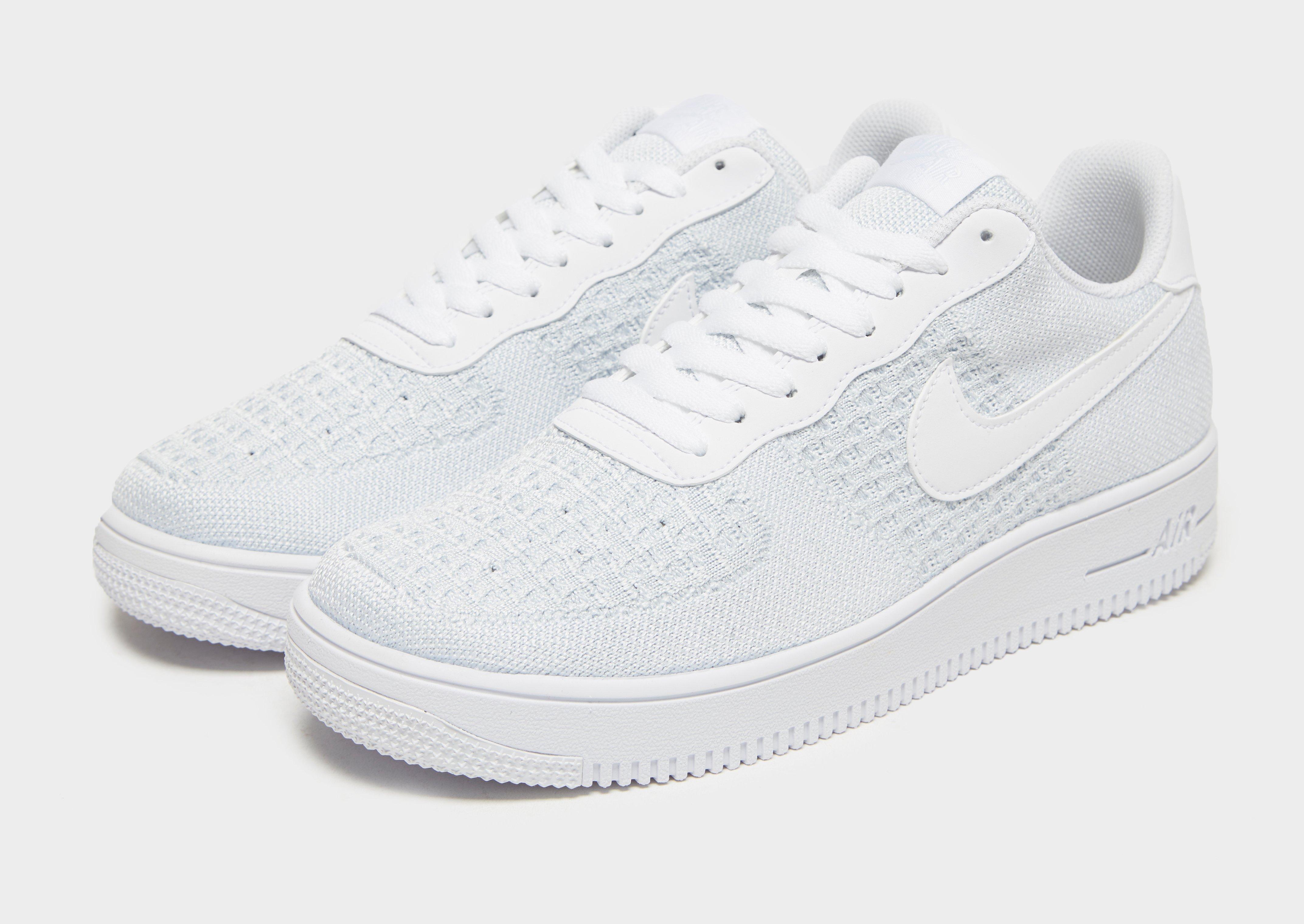 nike air force 1 flyknit trainers in white