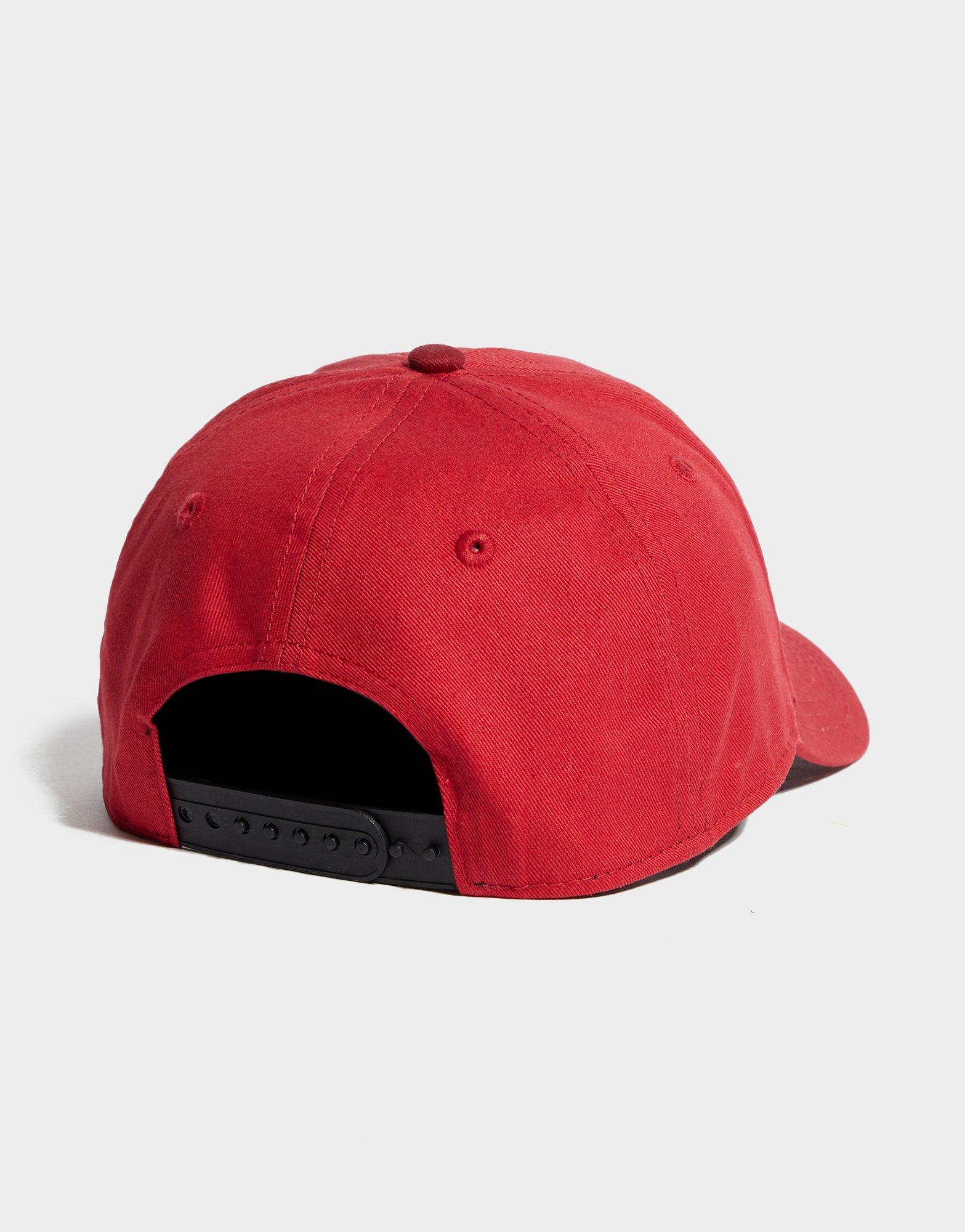 new balance liverpool cap