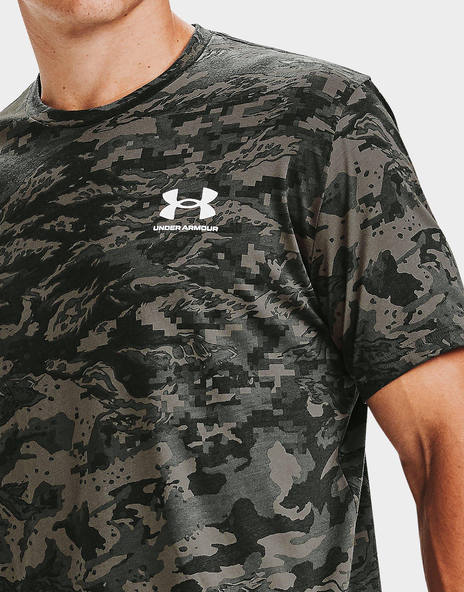 Camo store under armour