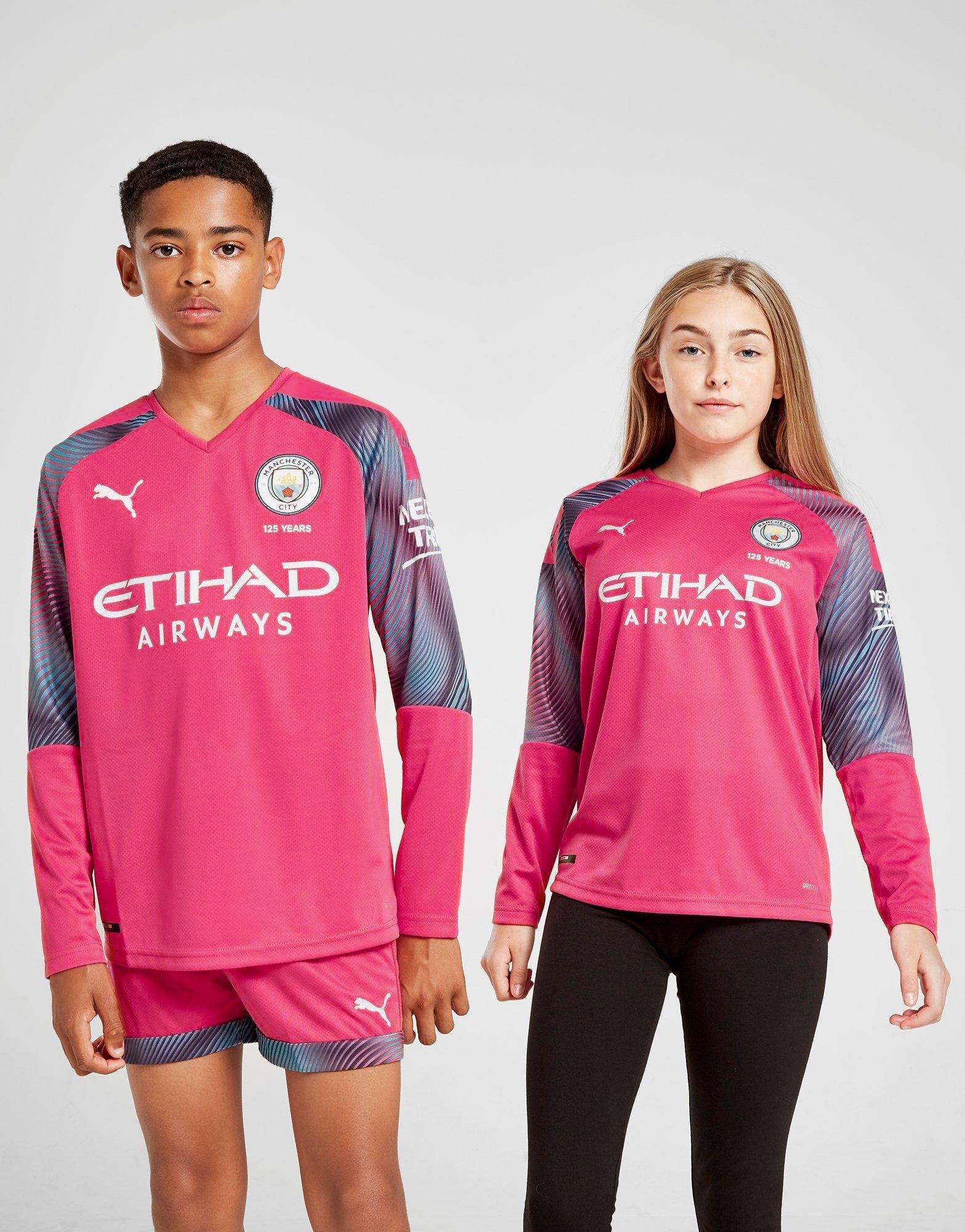 man city junior goalkeeper kit