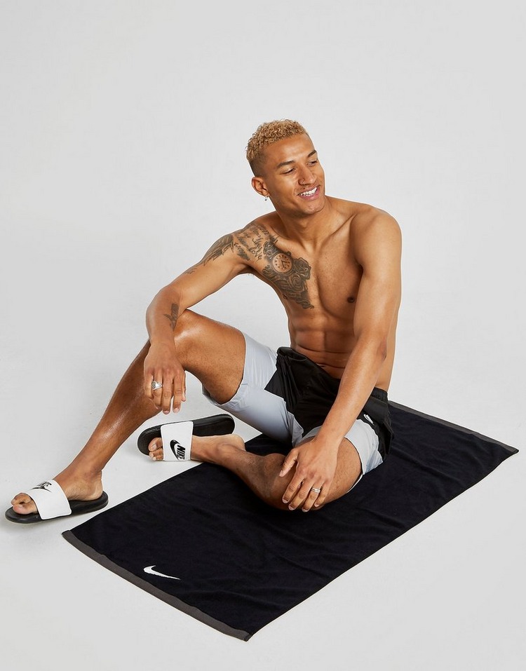 Nike Asciugamano Fundamental