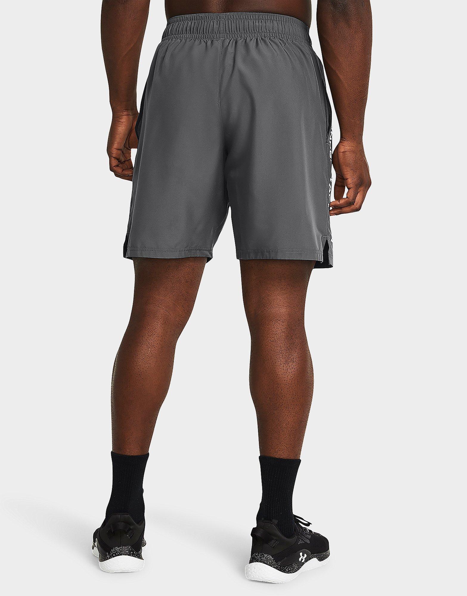 Under Armour Short 21 cm tissé avec logo Tech